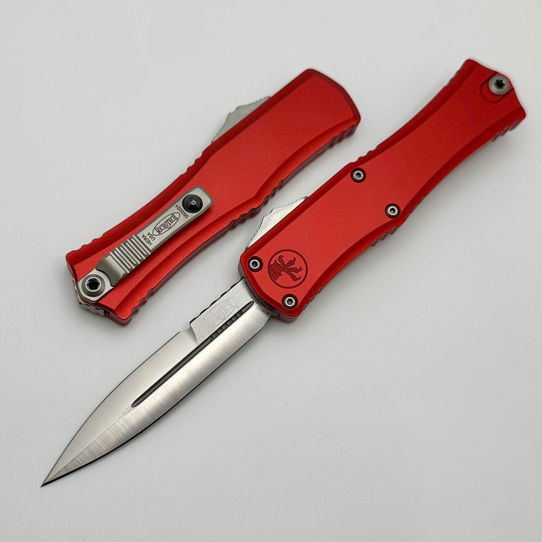 Microtech Knives Mini Hera Satin Bayonet M390MK & Red 1701M-4RD