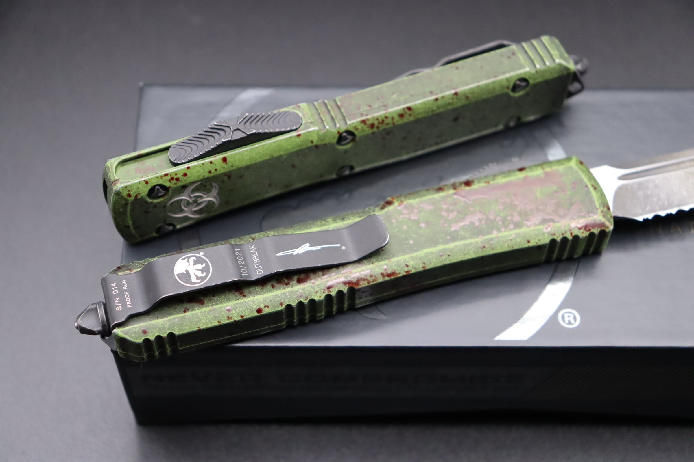 Microtech Ultratech T/E Outbreak Deep Engraved F/S Proof Run 123-3OBDS PR