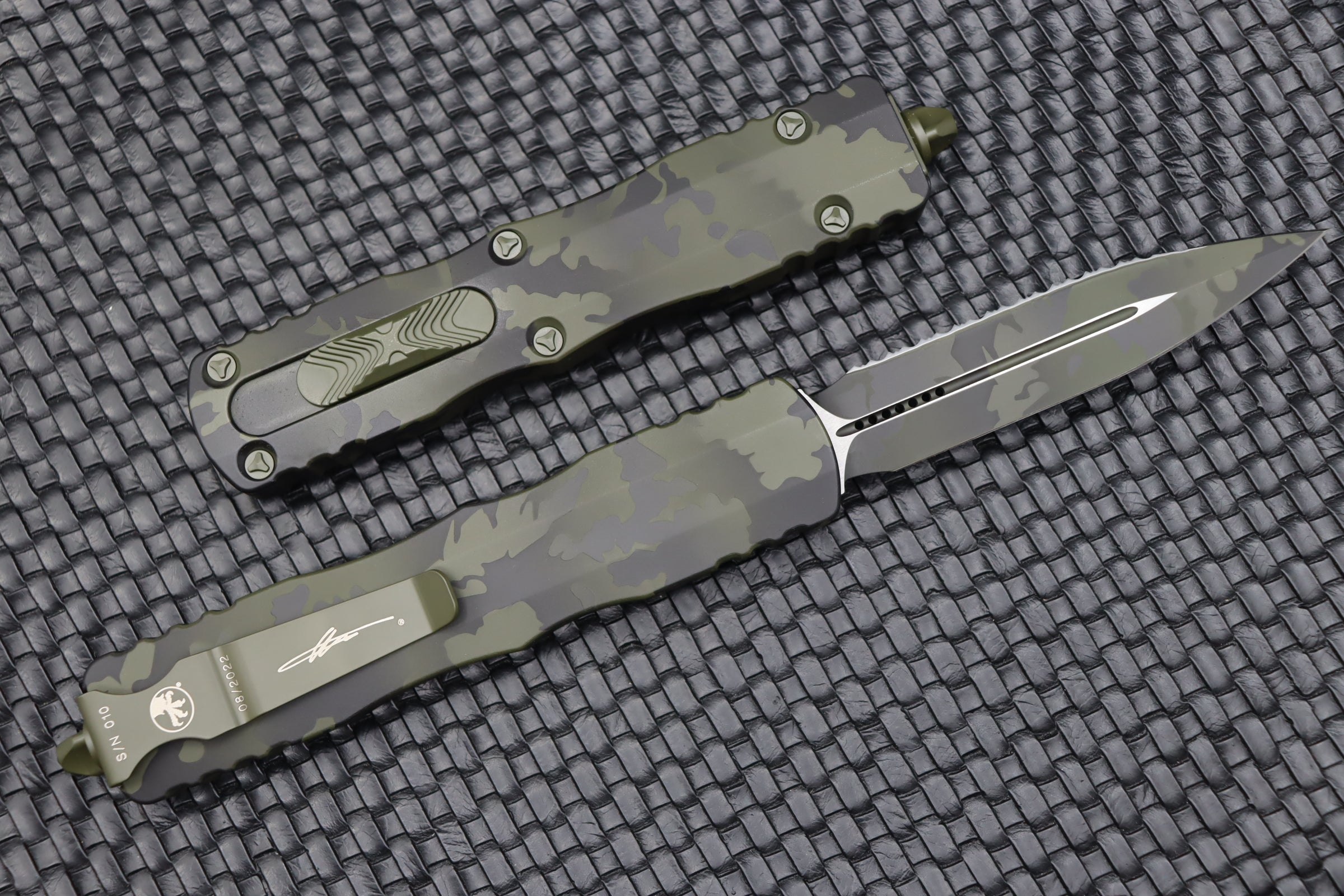 Microtech Dirac Delta Olive Camo Double Edge Fully Serrated 227-3OCS