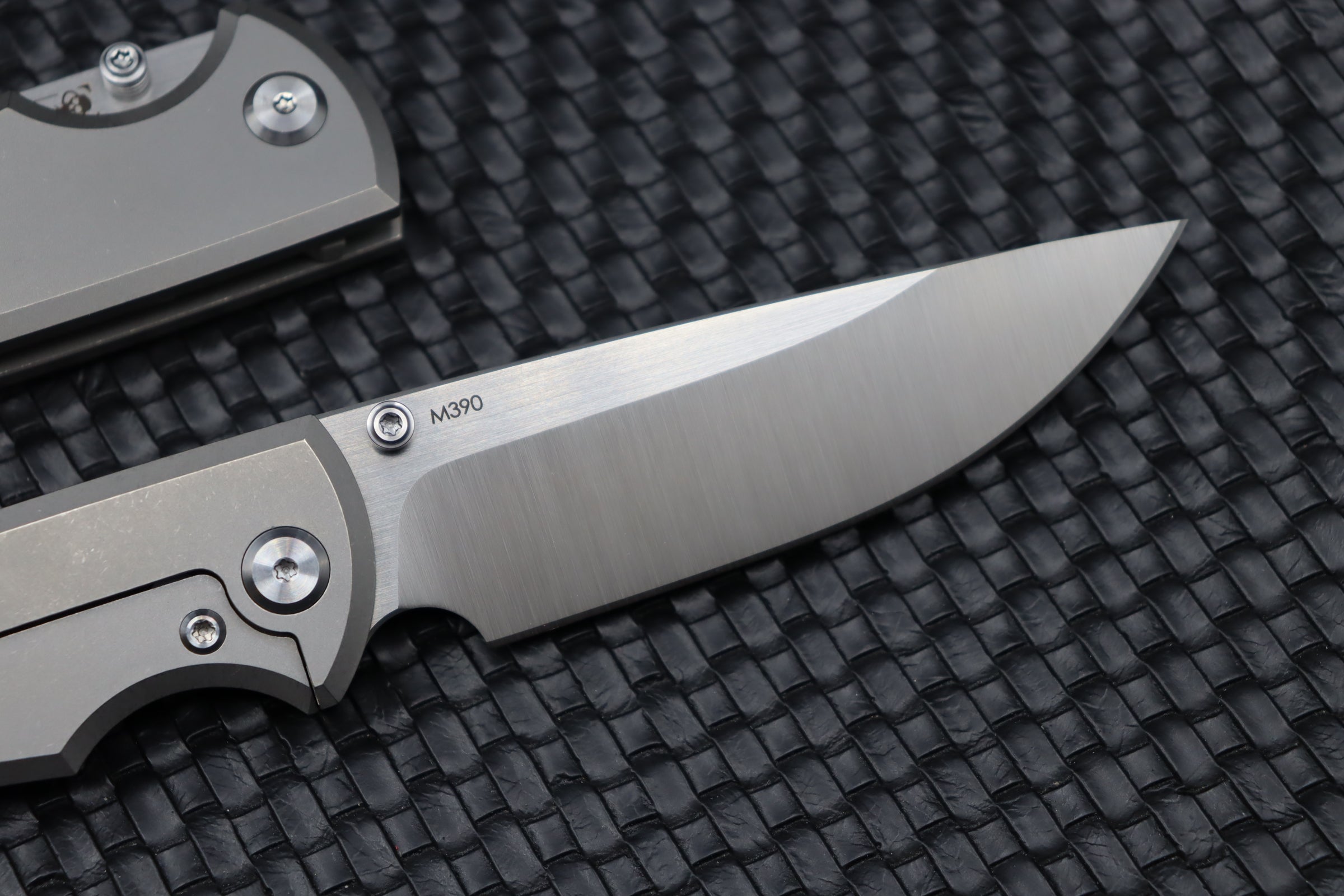 Chaves Knives 229 Liberation Drop Point M390 & Stonewash Titanium