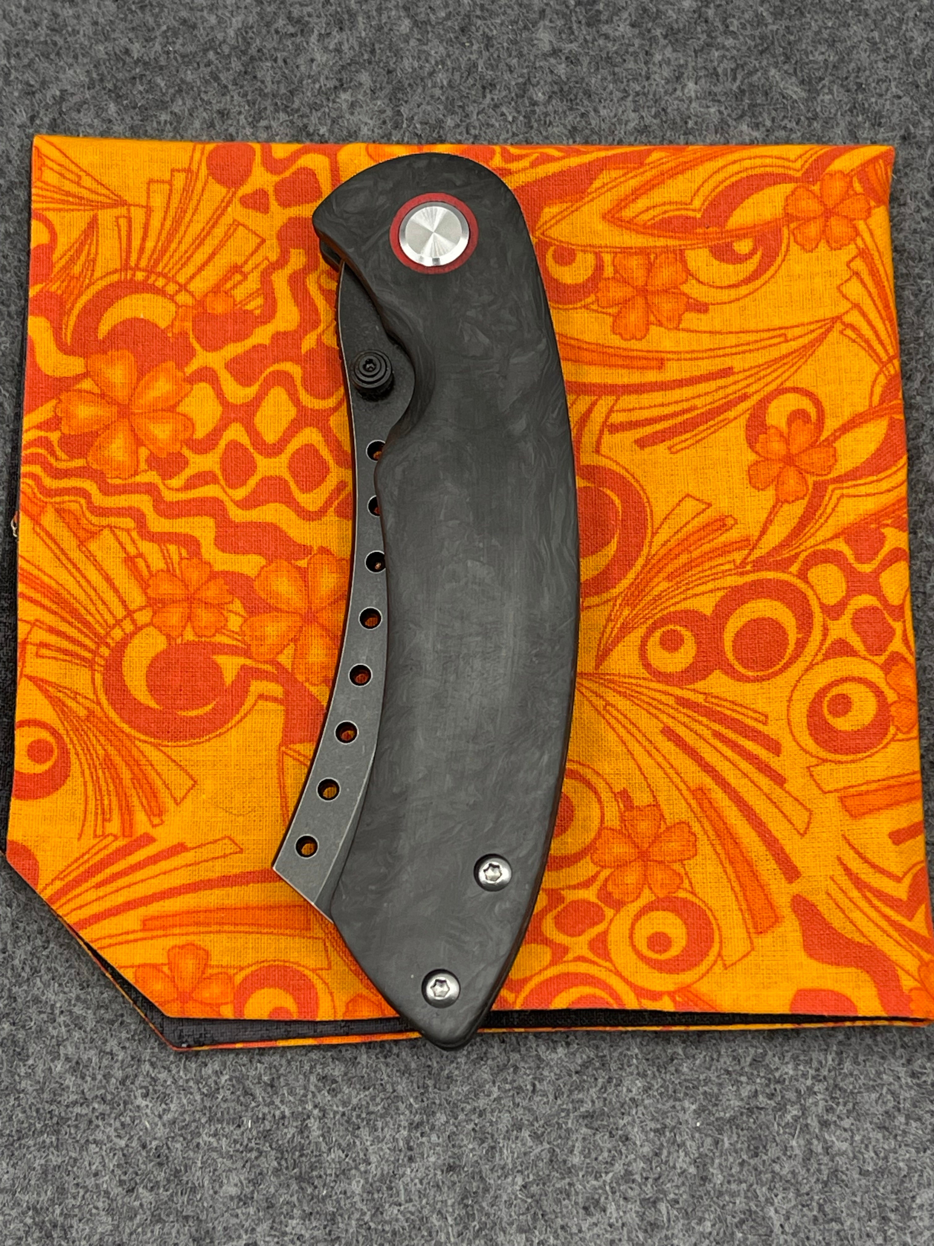 Red Horse Knife Works Hell Razor Marbled Carbon Fiber