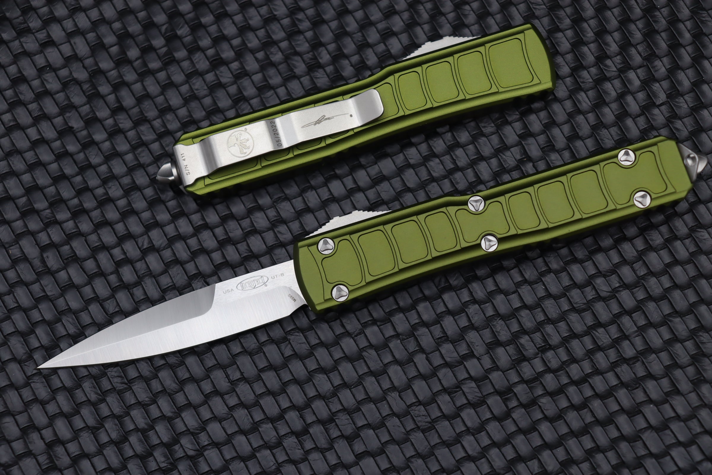 Microtech Ultratech 2 Stepside Bayonet Satin & OD Green 120II-4ODS