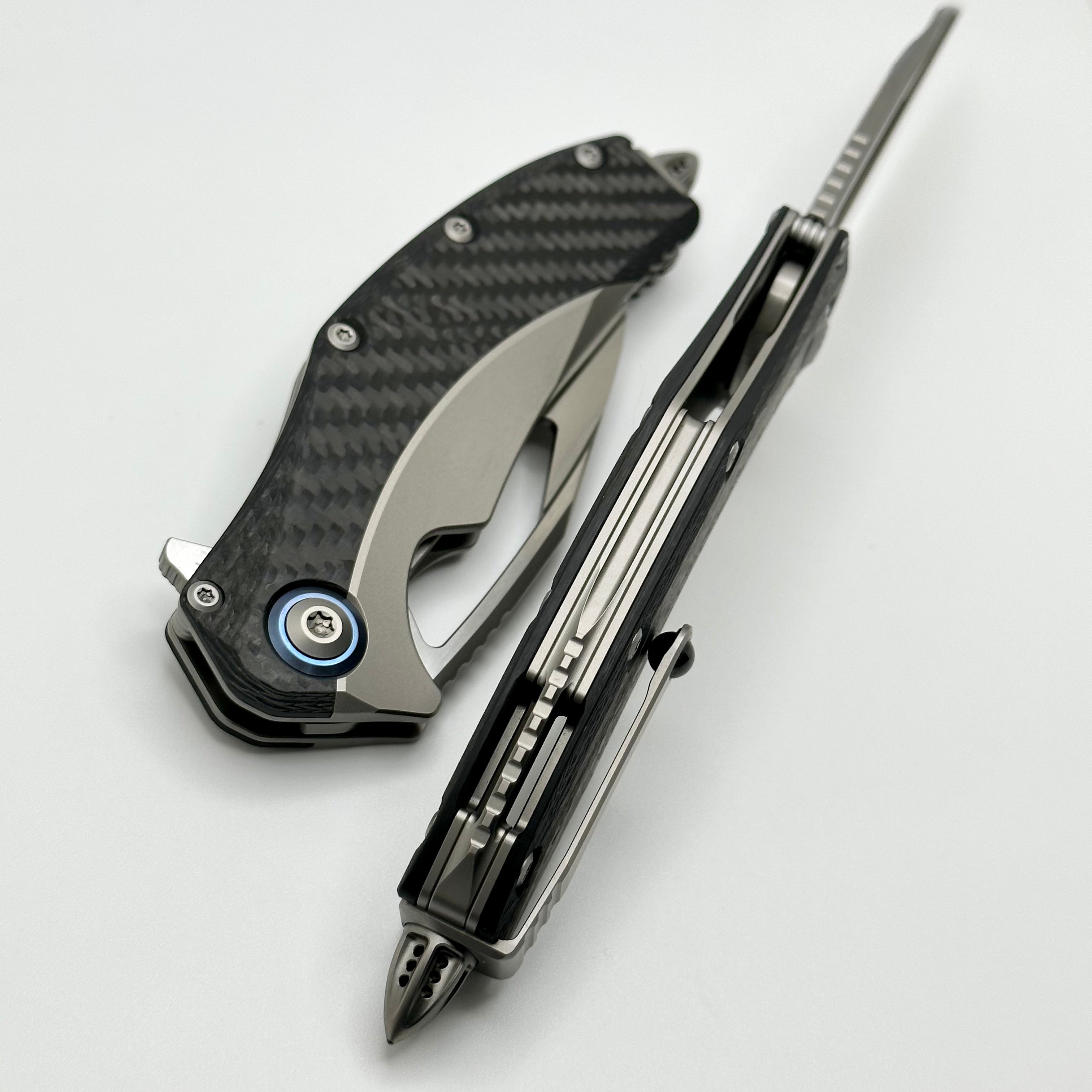 Microtech Matrix Titanium w/ Carbon Fiber Scales & Blue Ti Pivot Collars w/ Hand Satin M390 165C-4CFTI