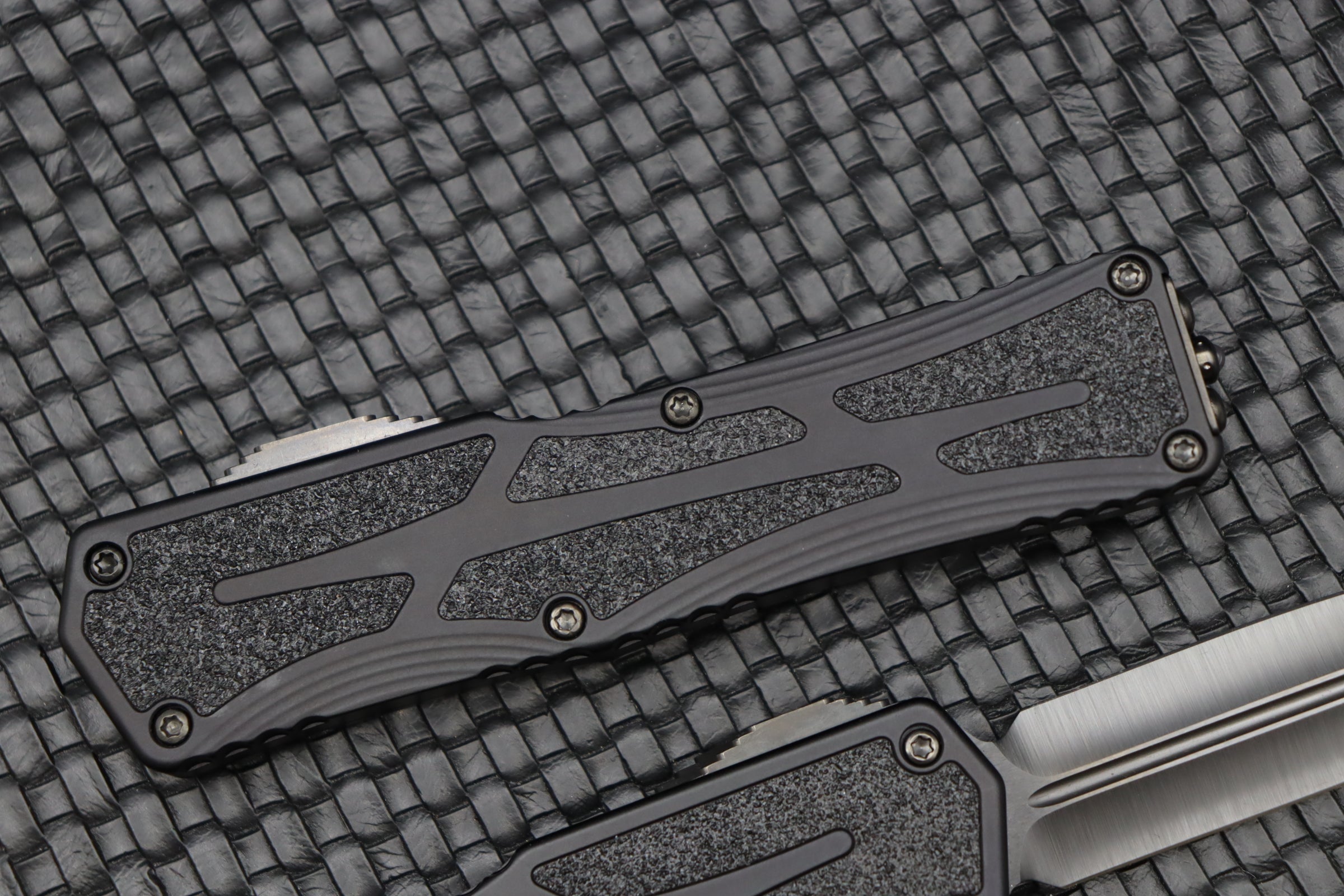 Heretic Knives Colossus DLC Double Edge & Black Handle w/ Fat Carbon Button