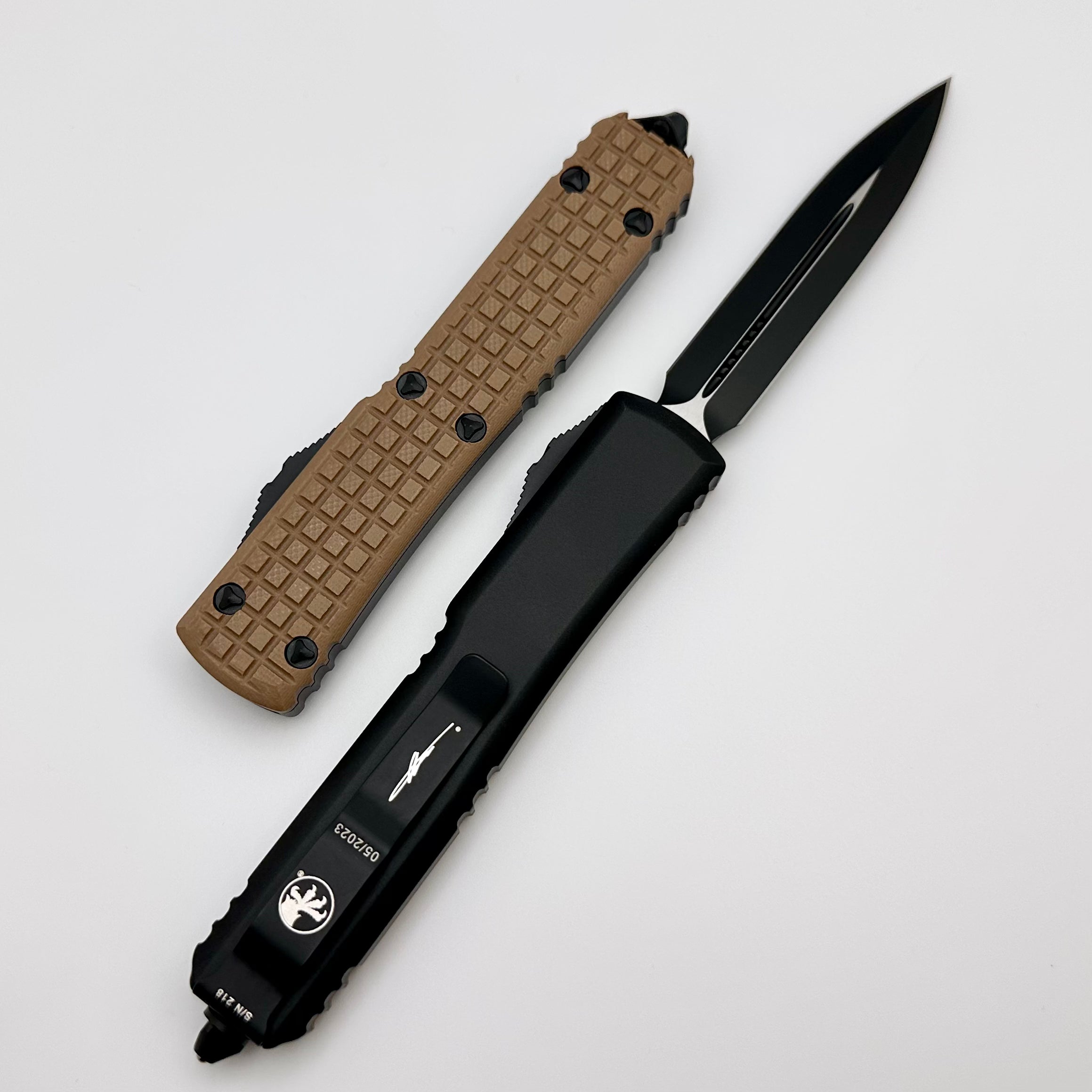 Microtech Ultratech Tan Frag G-10 Top Tactical Standard & Double Edge Signature Series 122-1FRGTTAS