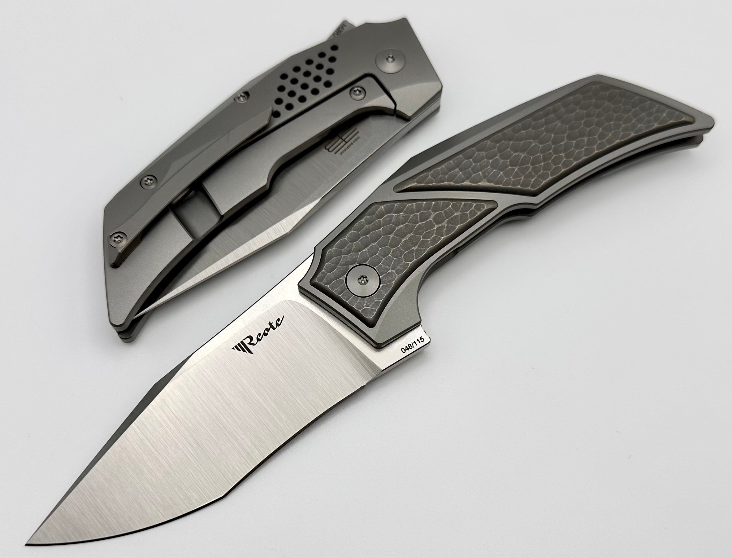 Reate Knives T3500 Titanium Bead Blast Inlay & M390