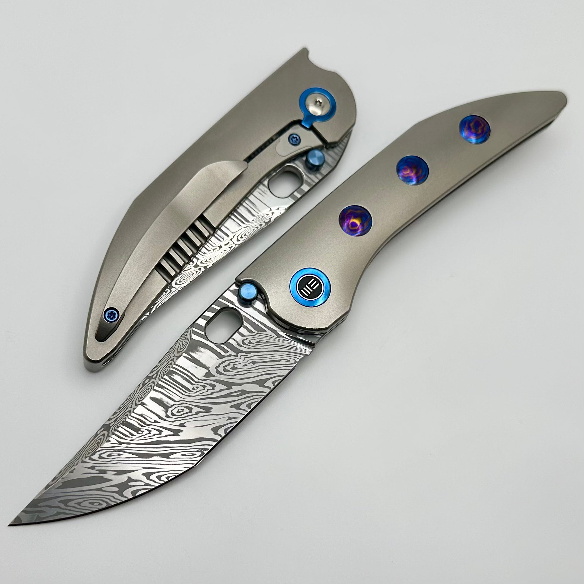 We Knife Attor Polished Bead Blasted Titanium Integral Handle w/ Timascus Inlays & Damasteel WE23037-DS1