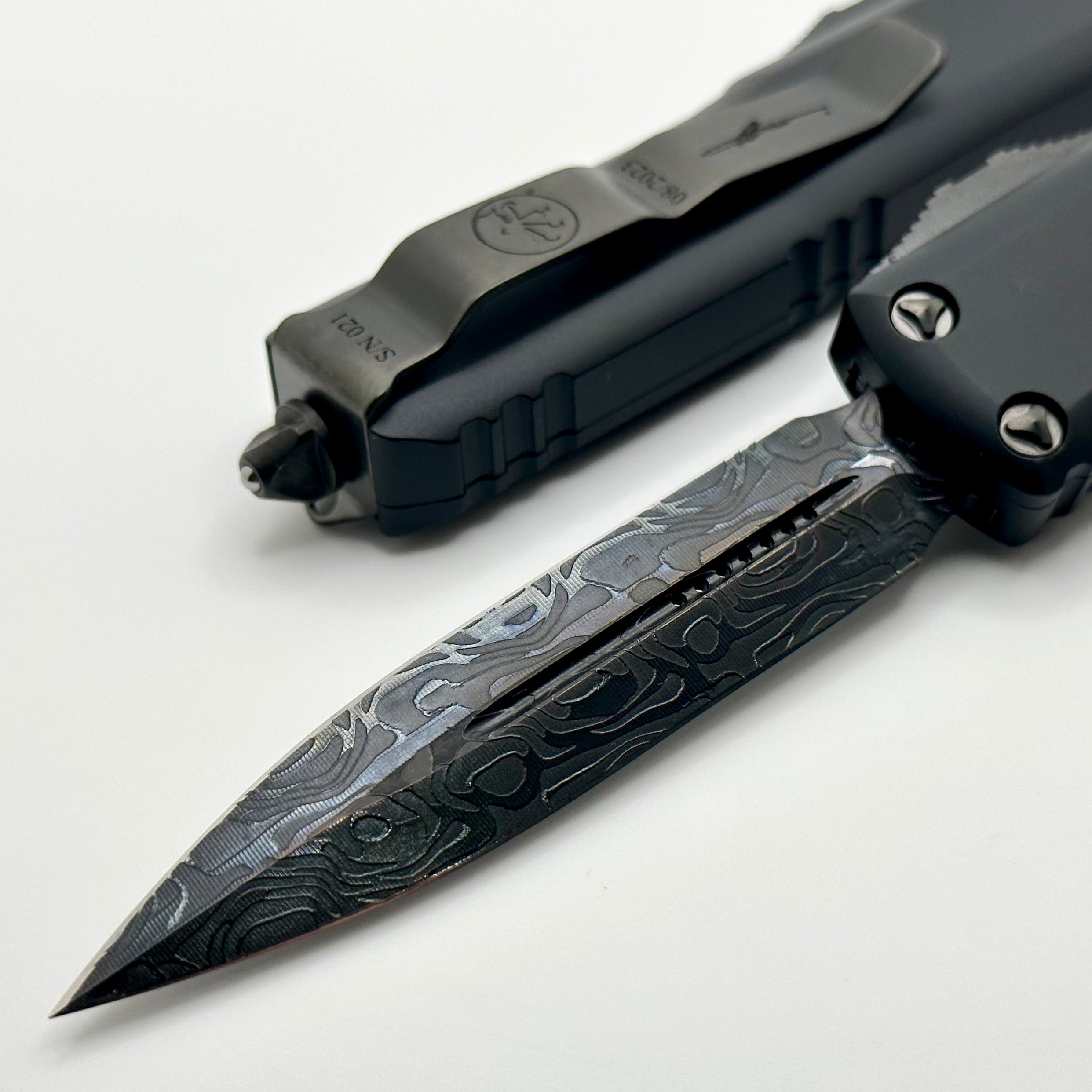 Microtech UTX-85 Double Edge DLC Damascus Pattern #1 Shadow Signature Series 232-16DLCTSH