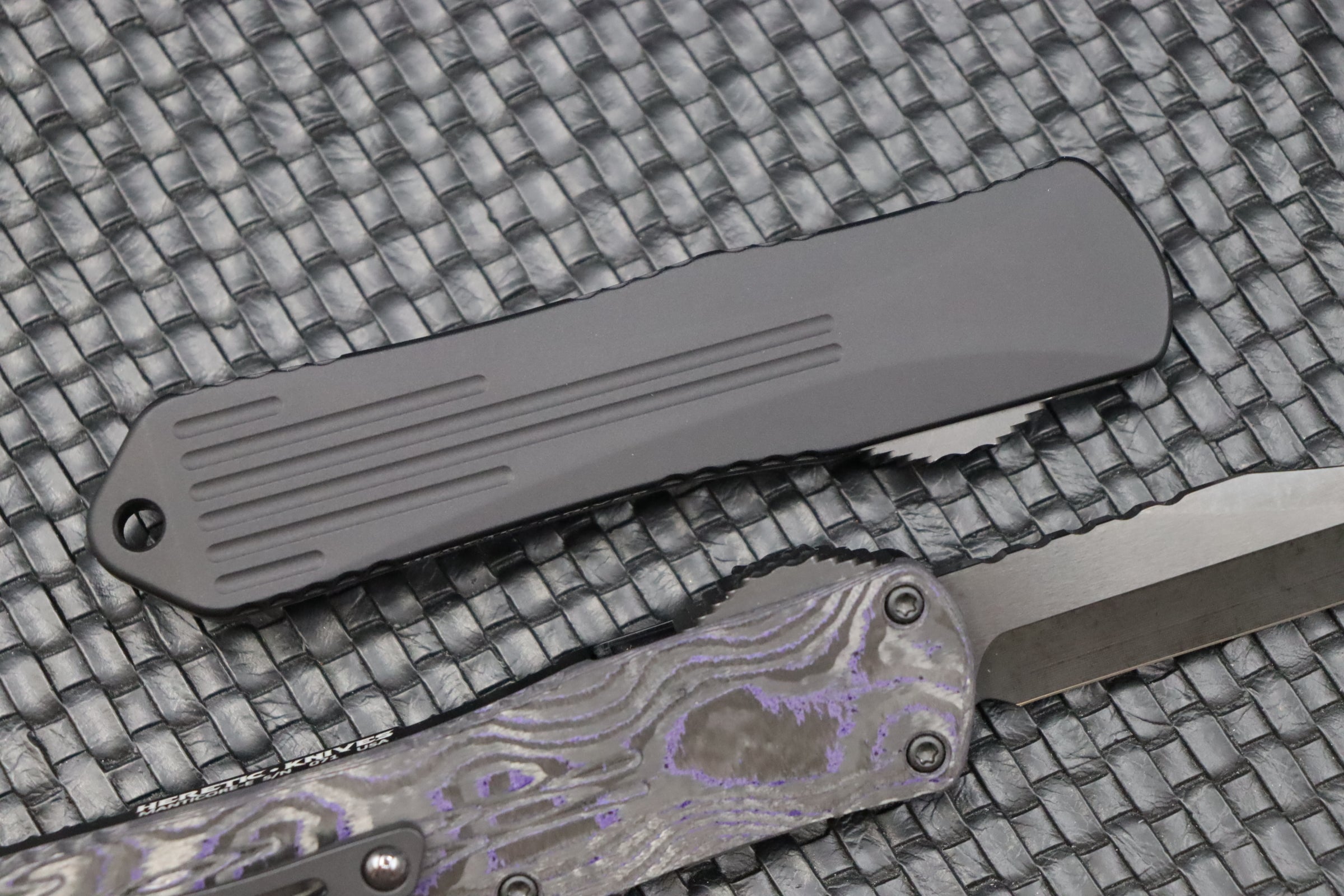 Heretic Knives Manticore E Bowie DLC & Purple Camo Carbon H026B-6A-PUCF