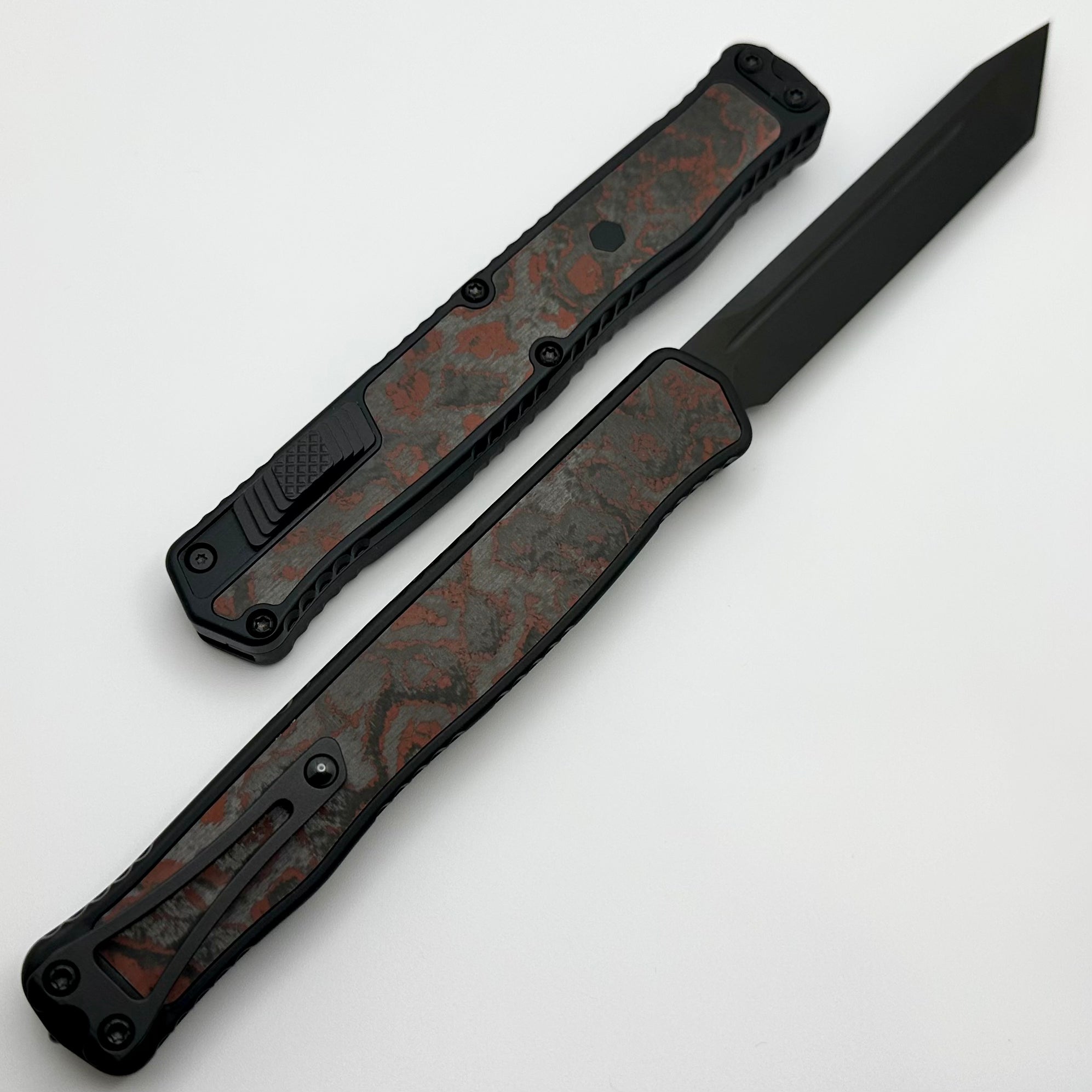 Heretic Knives Cleric II 2 Blood Red Camo Carbon Inlays & DLC Tanto Magnacut H019-6A-RD/CC