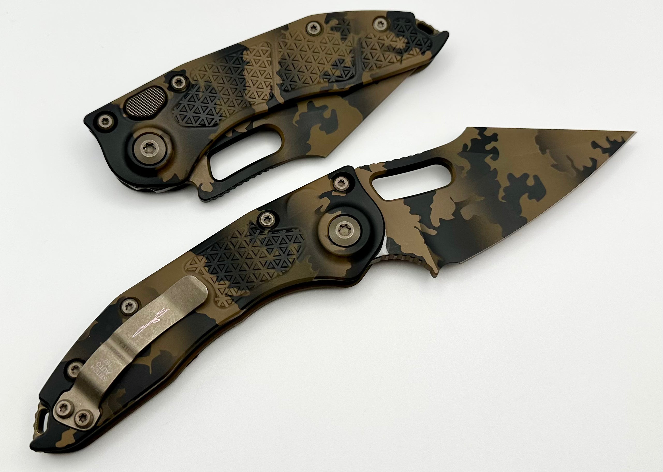 Microtech Borka Stitch Coyote Camo 169-1CCS ONE PER HOUSEHOLD