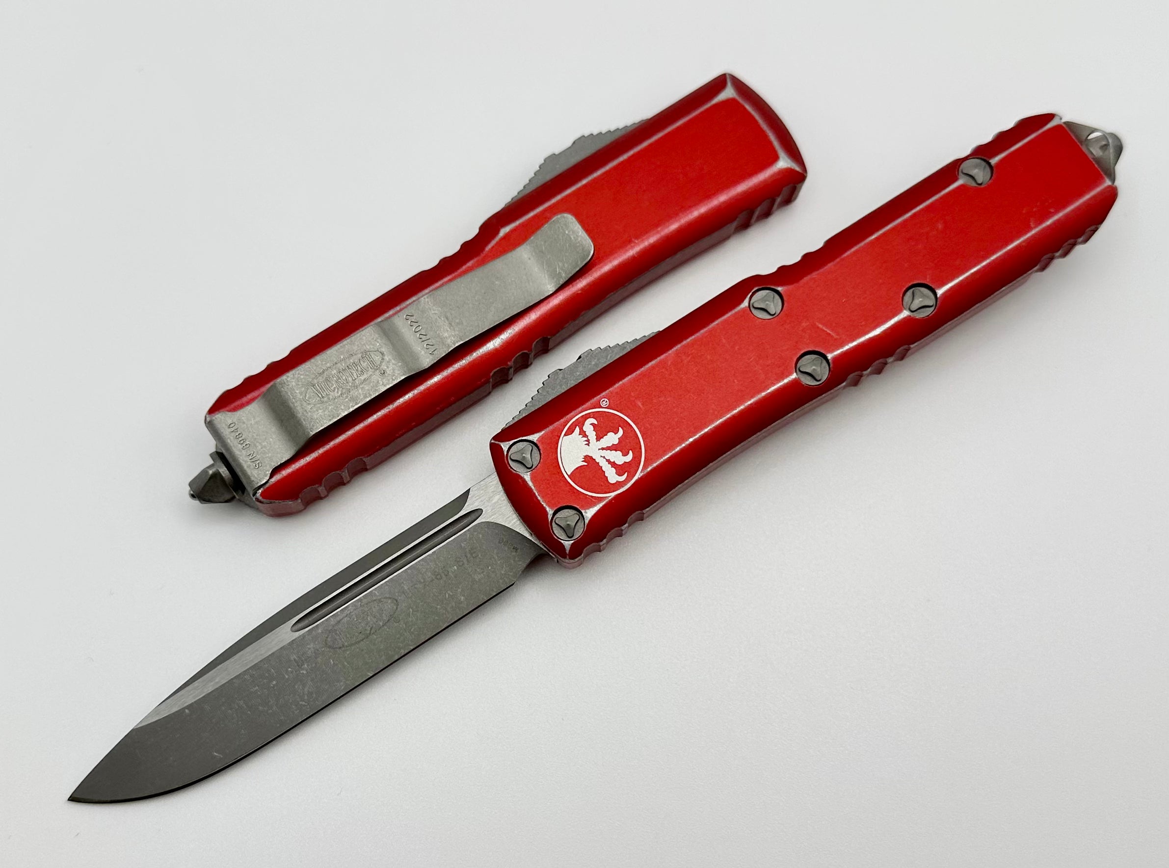 Microtech UTX-85 Single Edge Apocalyptic Standard & Distressed Red 231-10DRD