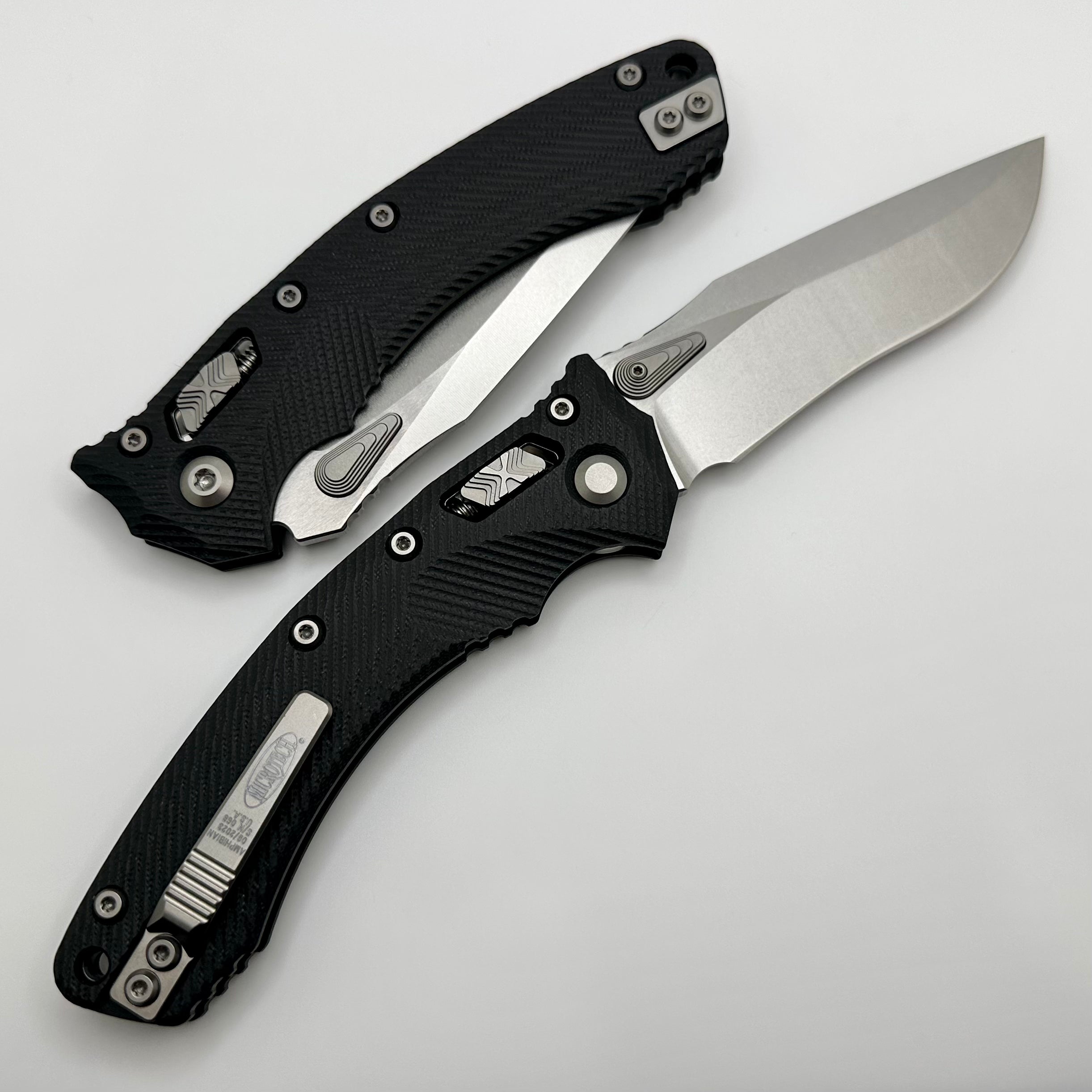 Microtech Amphibian RAM LOK Black Fluted G-10 & Stonewash M390MK 137RL-10FLGTBK