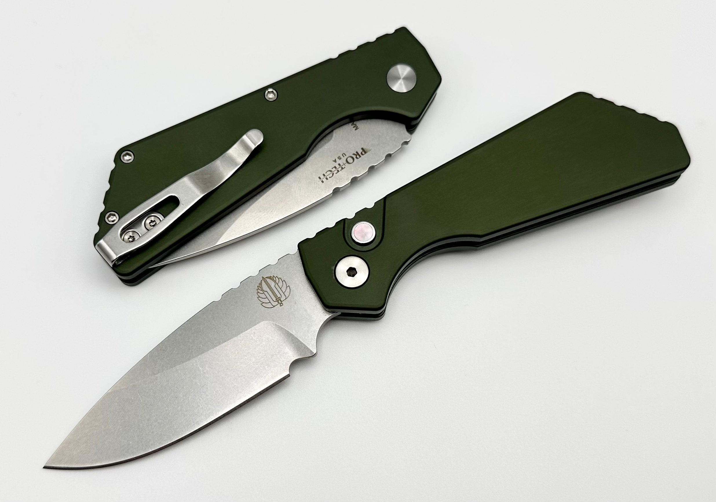 Pro-Tech PT Plus Special Edition Green Aluminum Handle w/ Black Lip Pearl Button & Stonewash MagnaCut Blade