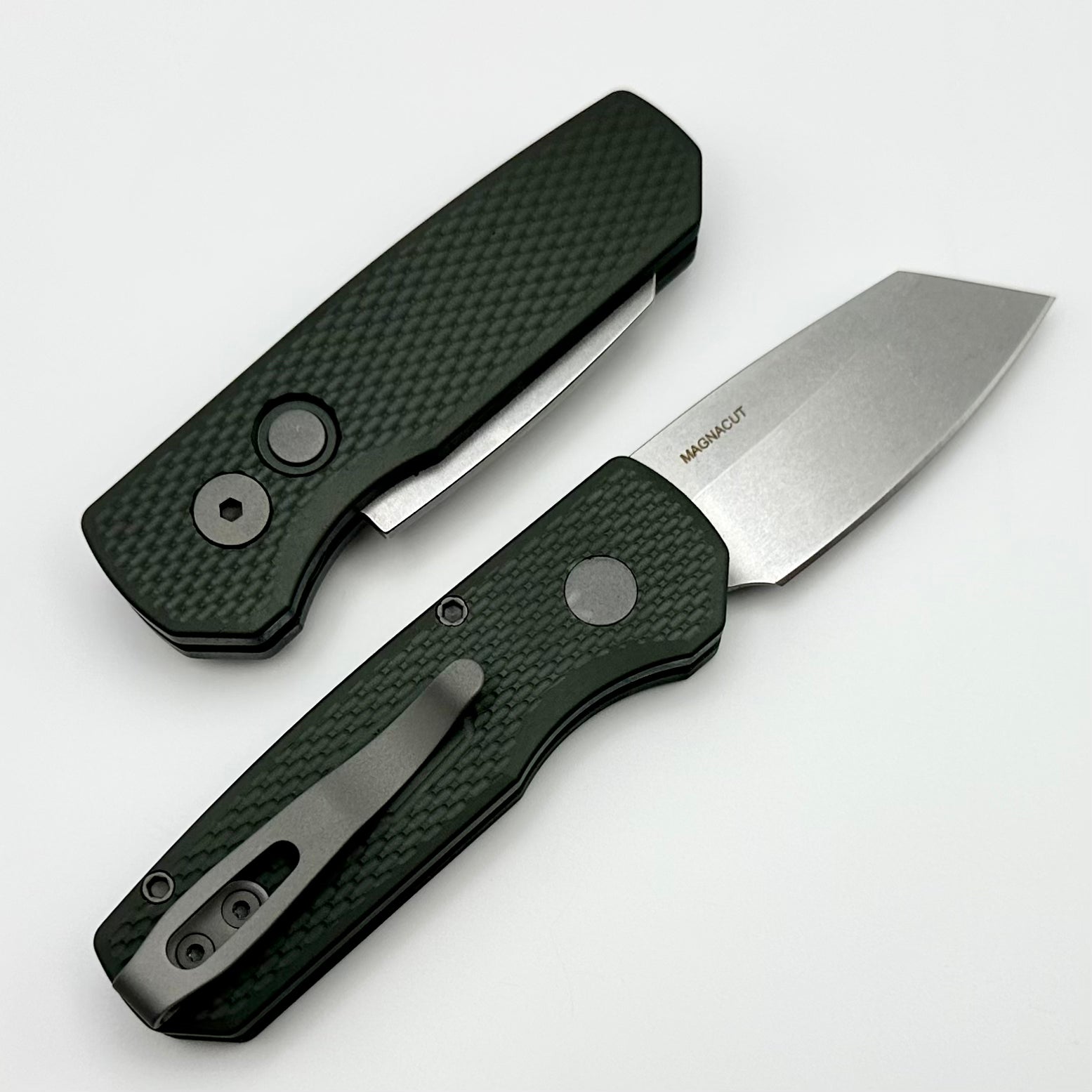 Pro-Tech Runt 5 w/ Green Textured Handle & Stonewash MagnaCut Reverse Tanto R5405-GREEN