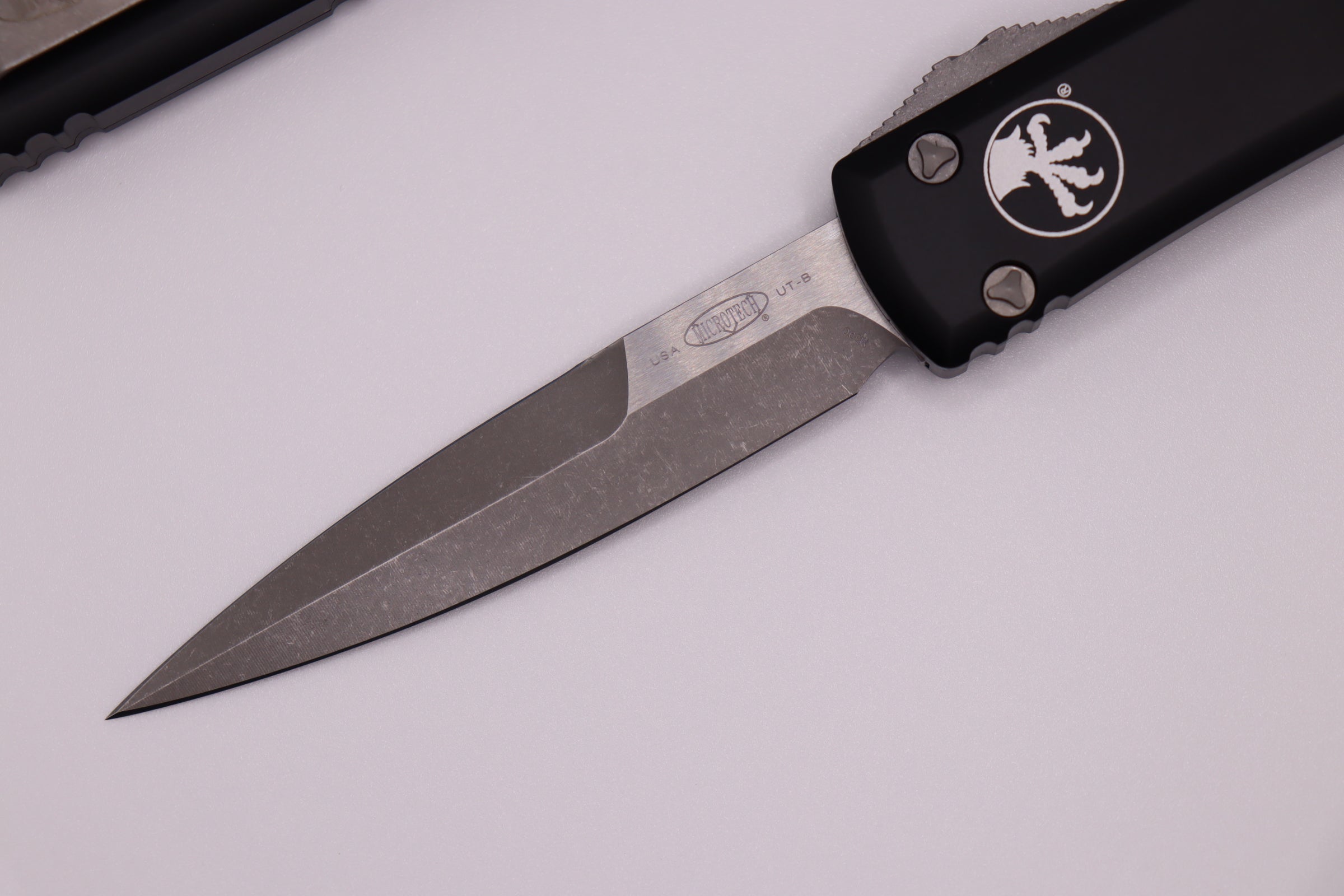 Microtech Ultratech Bayonet Grind Apocalyptic Standard & Black 120-10AP