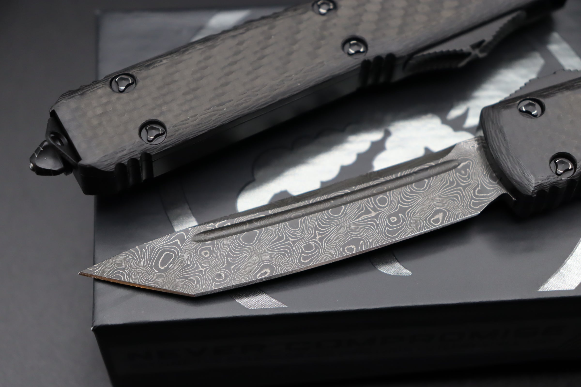 Microtech Ultratech T/E Damascus Carbon Fiber 123-16CFS