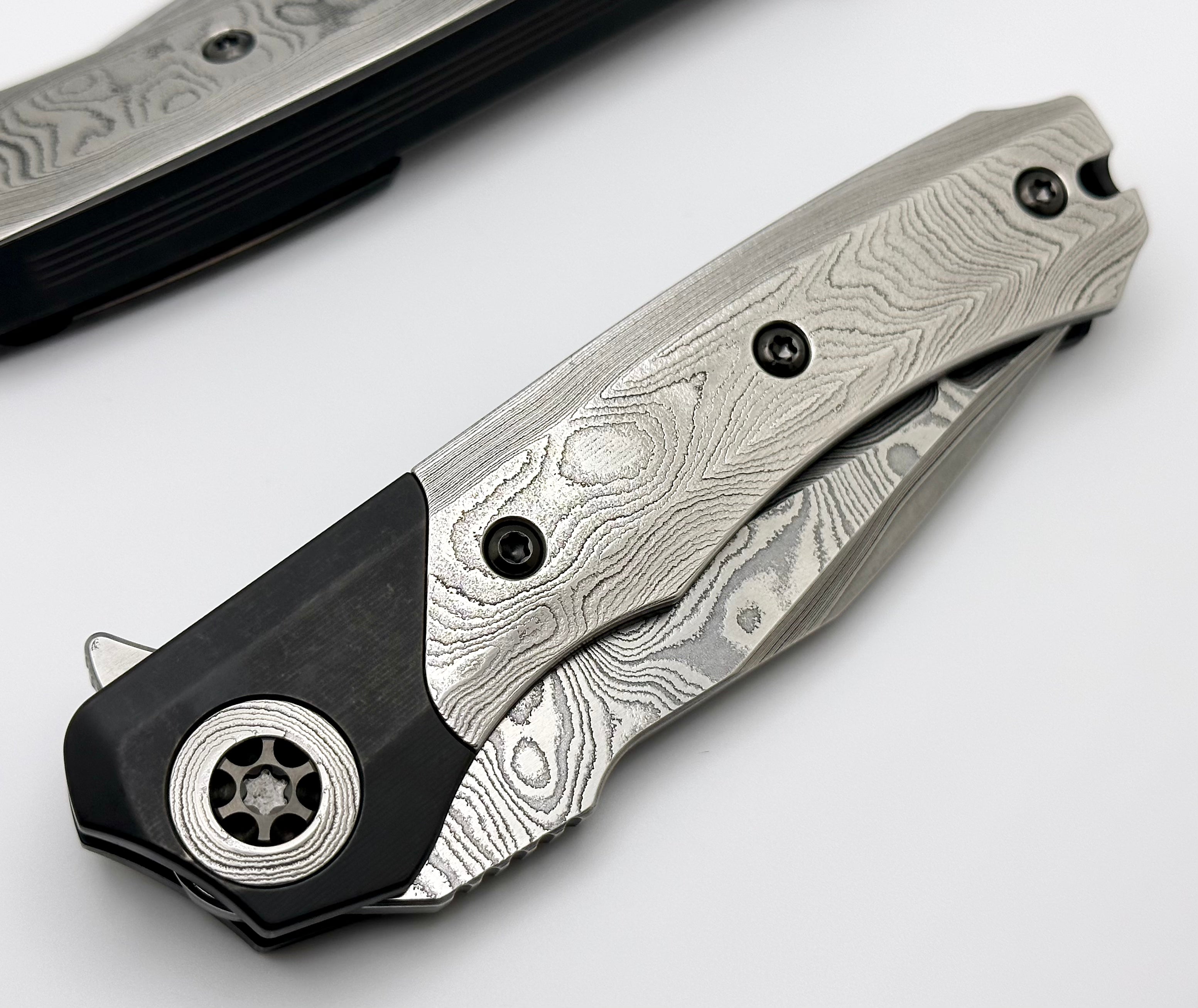 Heretic Knives Wraith V3 DLC Titanium w/ Vegas Forge Wood Grain San Mai Damascus Tanto Blade & Inlay