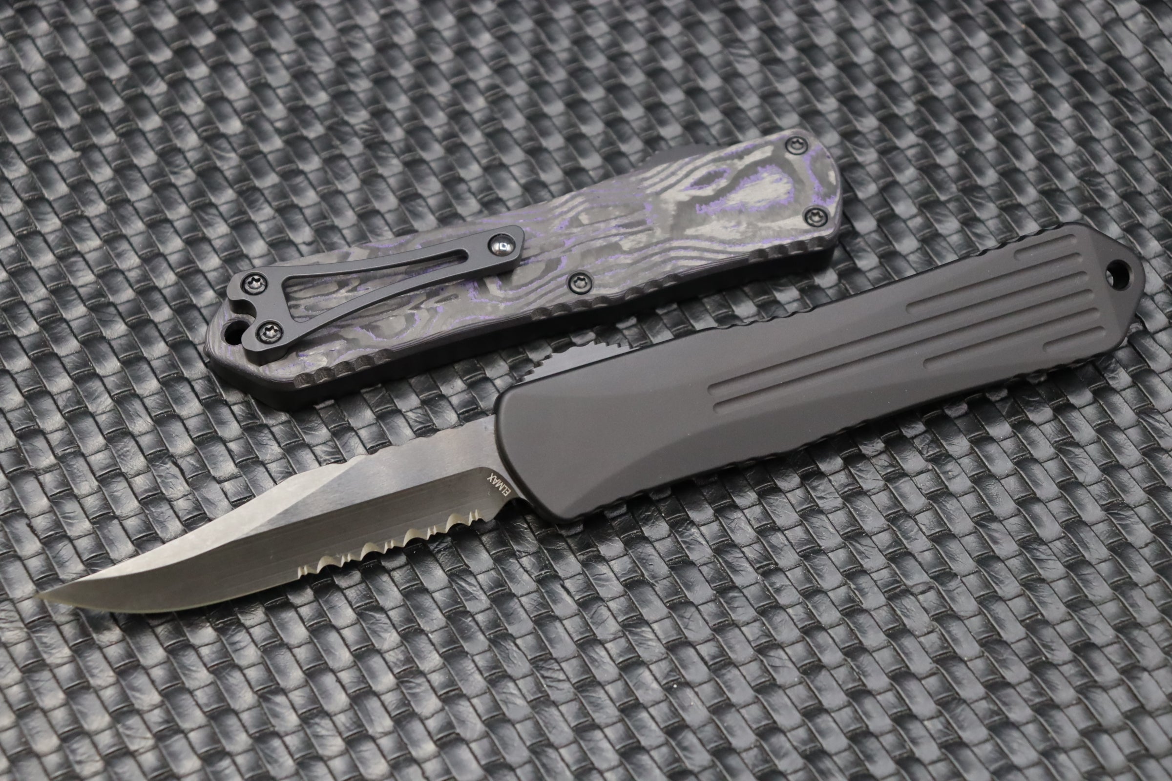 Heretic Knives Manticore E Serrated Bowie DLC & Purple Camo Carbon H026B-6B-PUCF