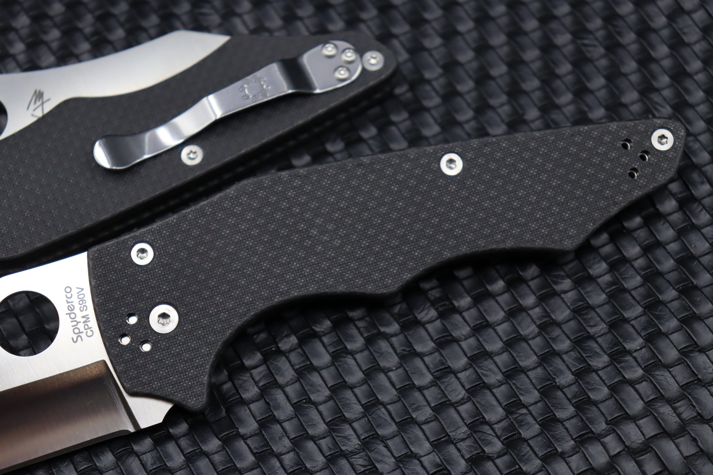 Spyderco Carbon Fiber Yojumbo S90V Sprint Run C253CFP