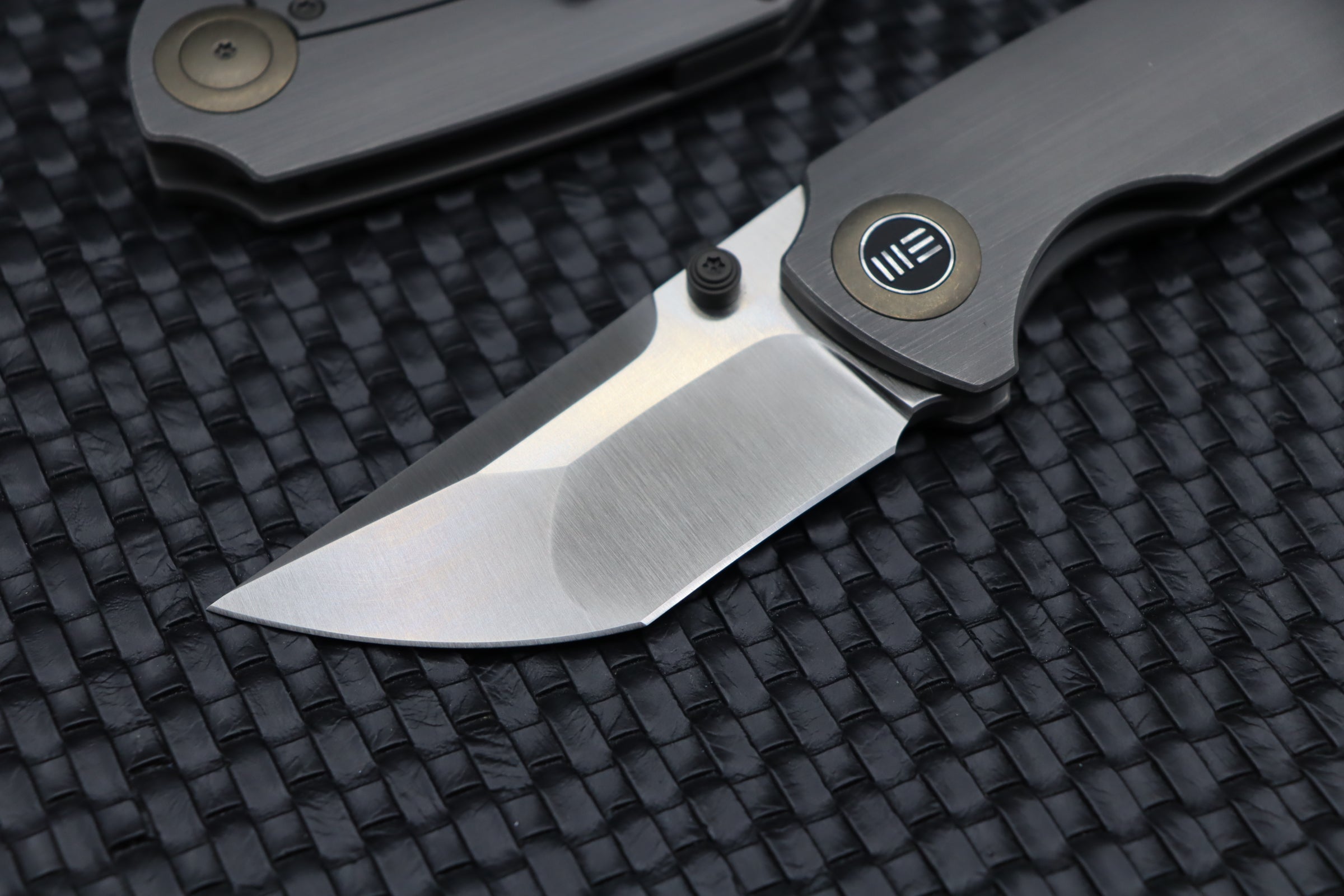 We Knife Co Thug 2103A