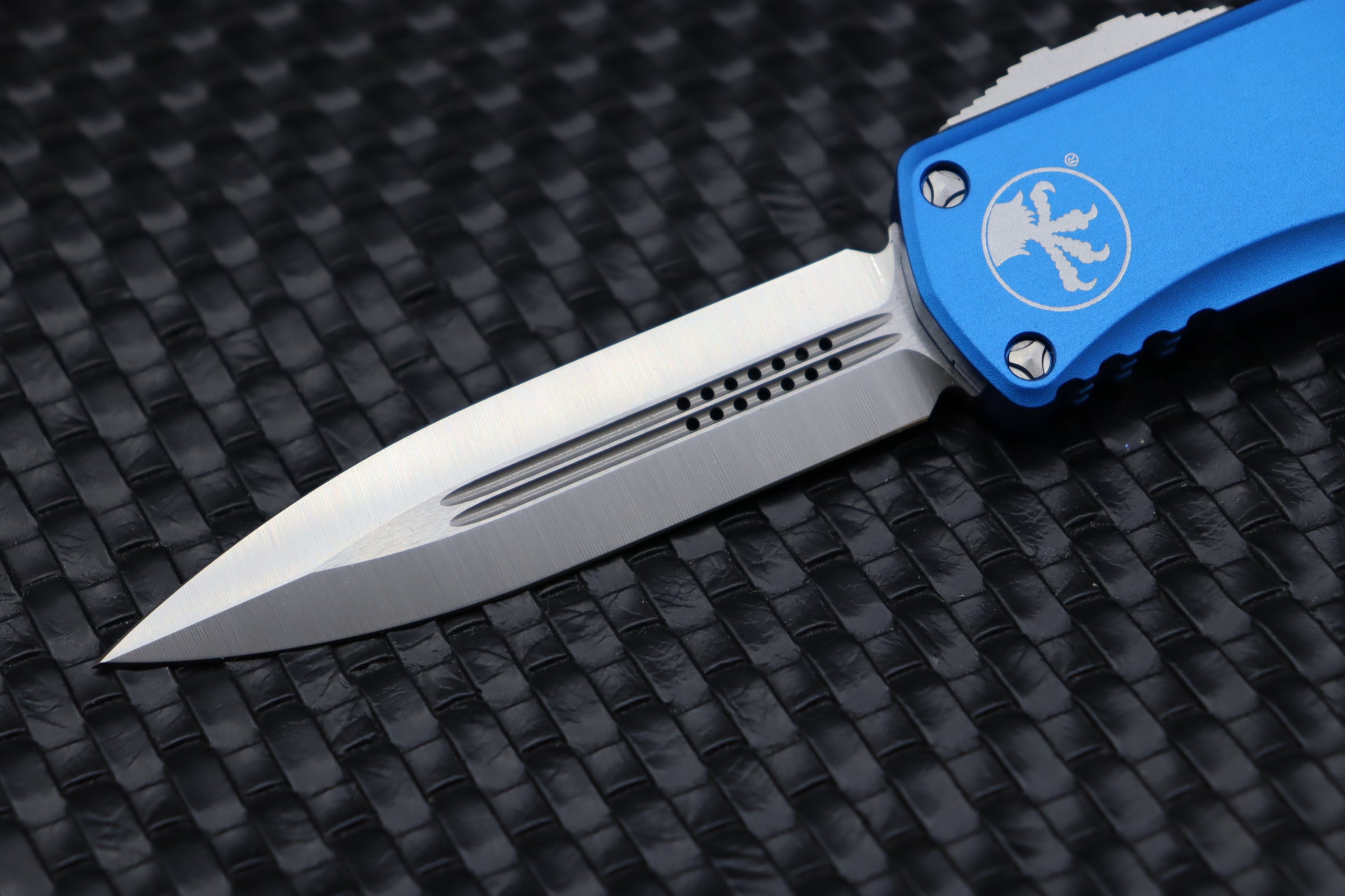 Microtech Hera Double Edge Satin Standard & Blue 702-4BL