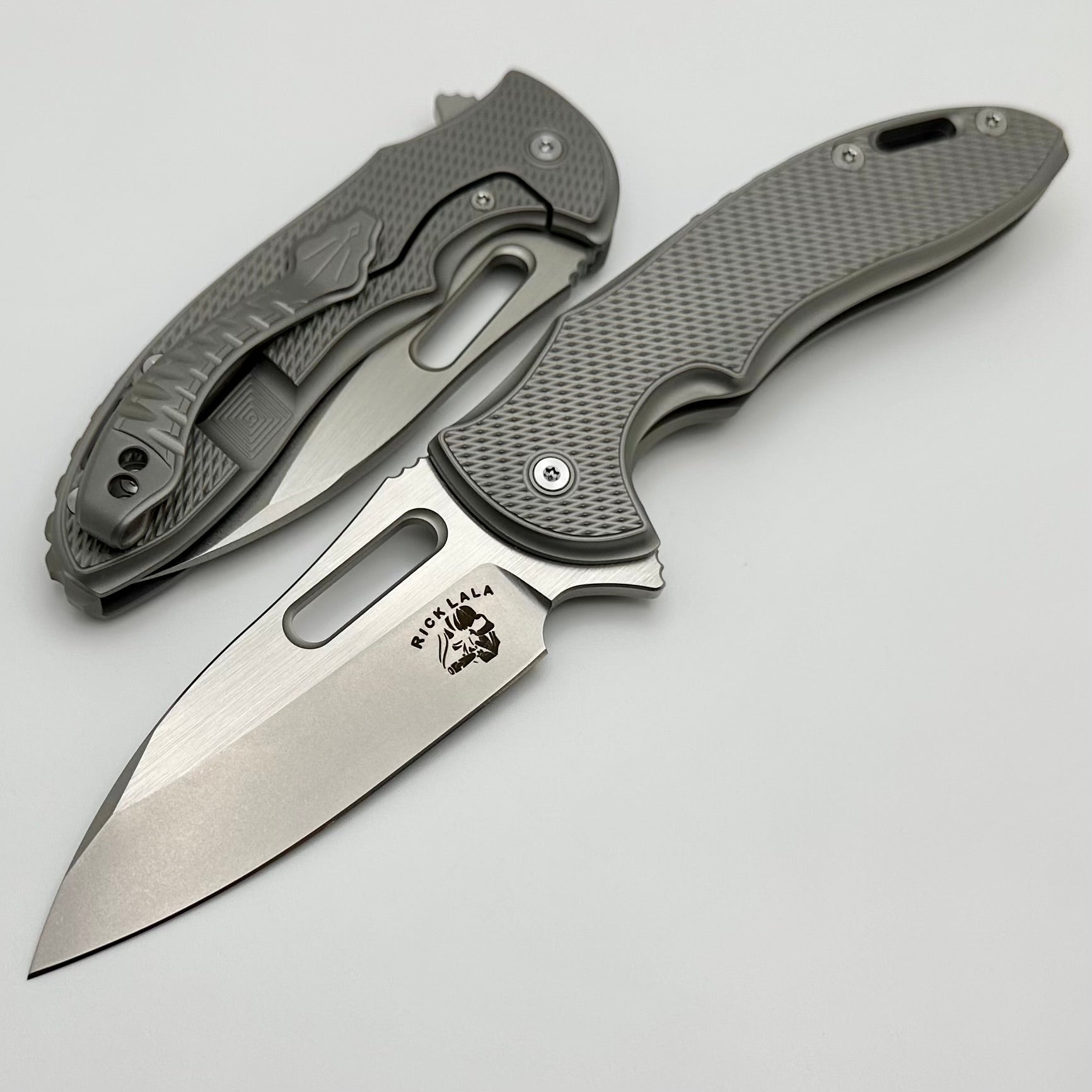 Mechforce Knives Sentry Rick Lala Collab Diamond Plate Titanium & M390