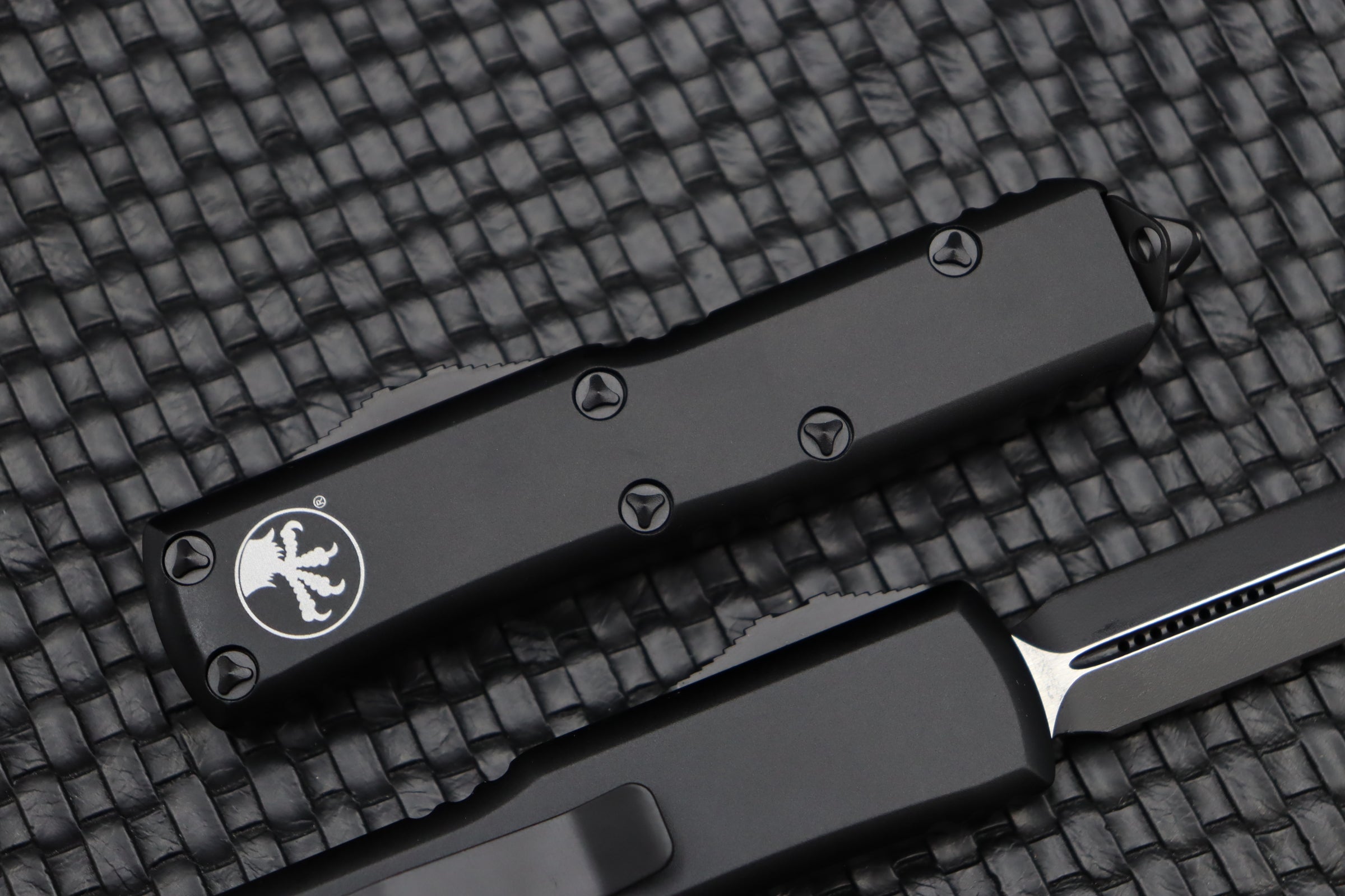 Microtech UTX-85 Spartan Black Tactical 230-1T