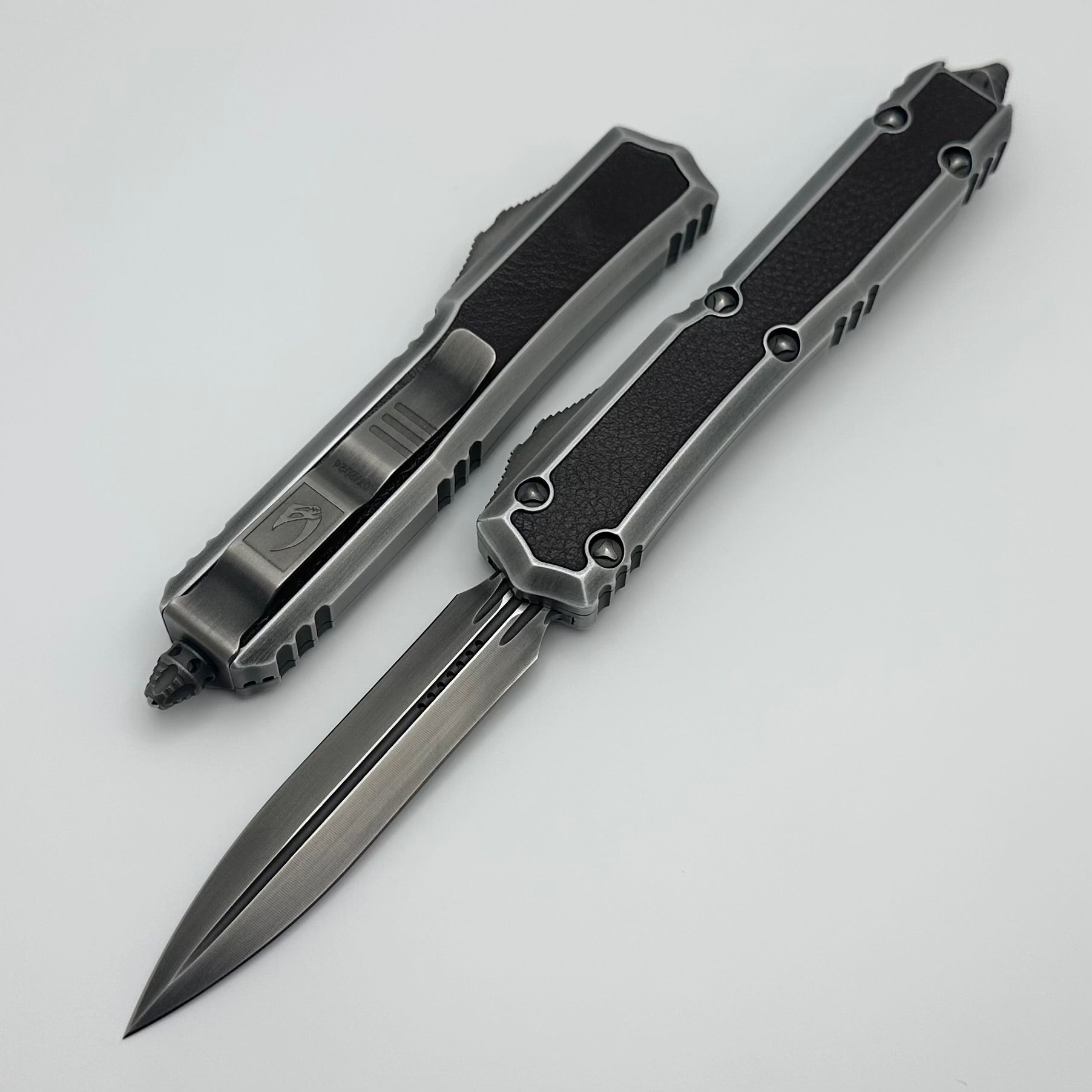 Microtech Makora D/E Mudhorn Leather Inlaid Signature Series w/ Nickel Boron Interals 206-1MD