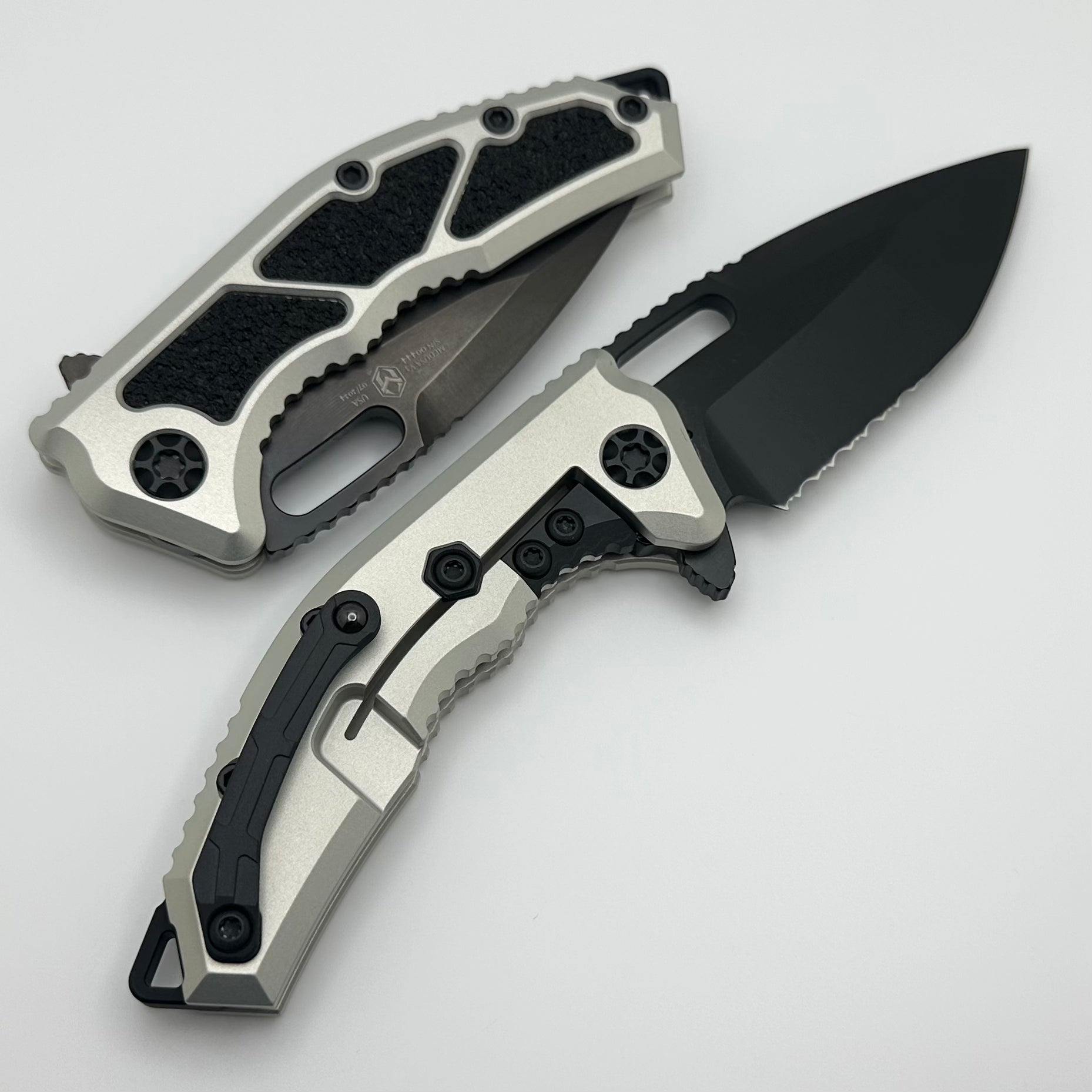 Heretic Knives Medusa Manual Natural Aluminum Frame Lock w/ Grip Inlays & DLC Serrated MagnaCut H009-6B-NAT