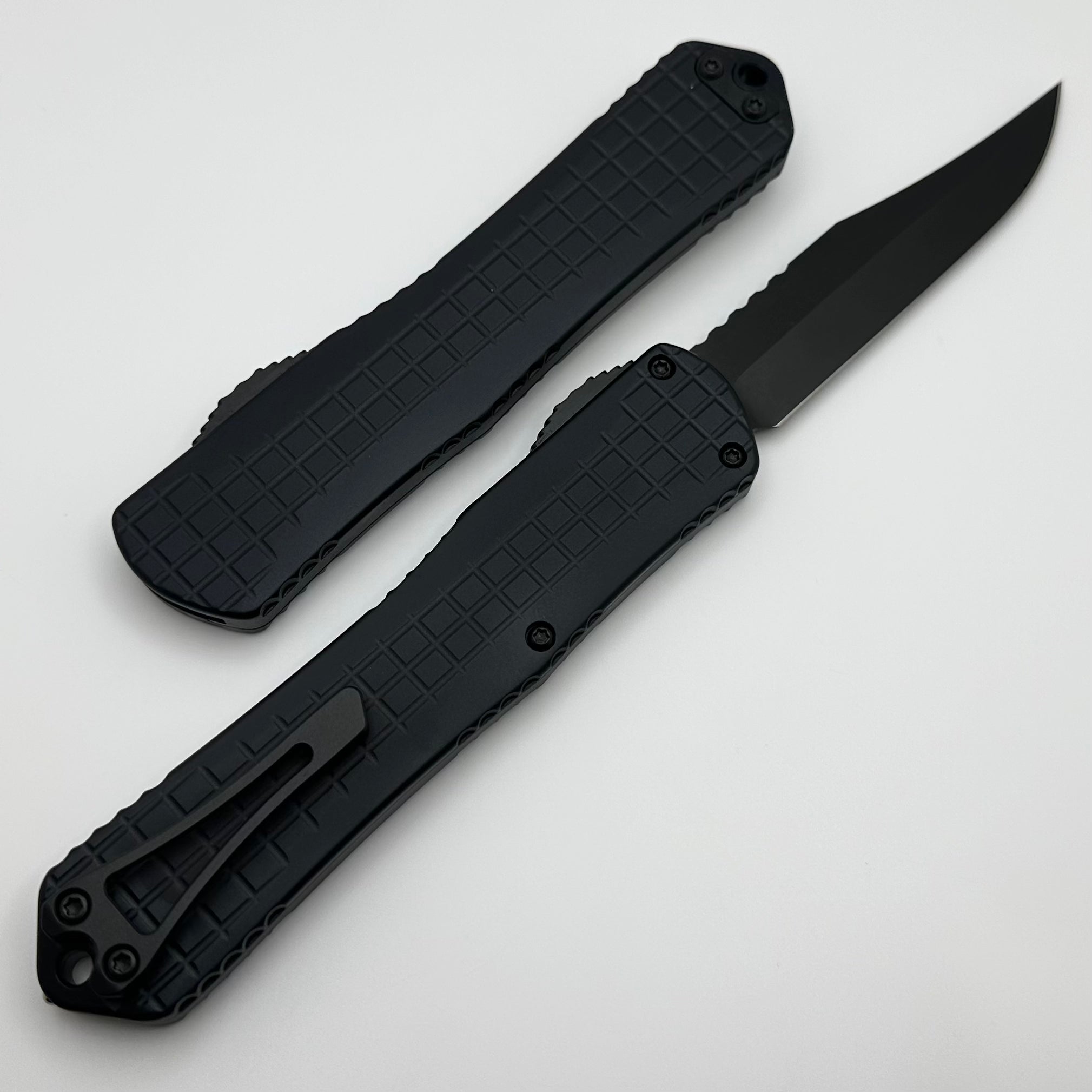 Heretic Knives Manticore X Black Frag Handle & DLC Bowie MagnaCut H030BF-6A-T