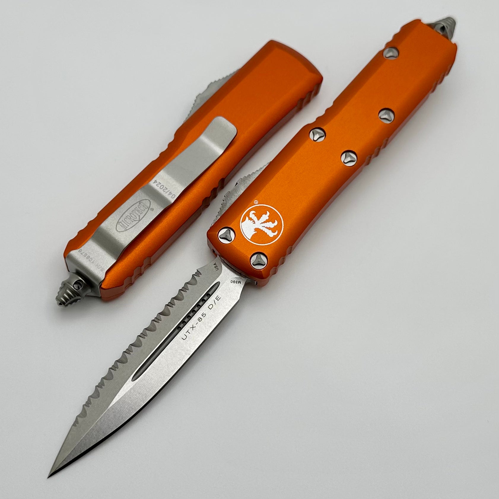 Microtech UTX-85 Double Edge Stonewash Full Serrated & Orange 232-12OR