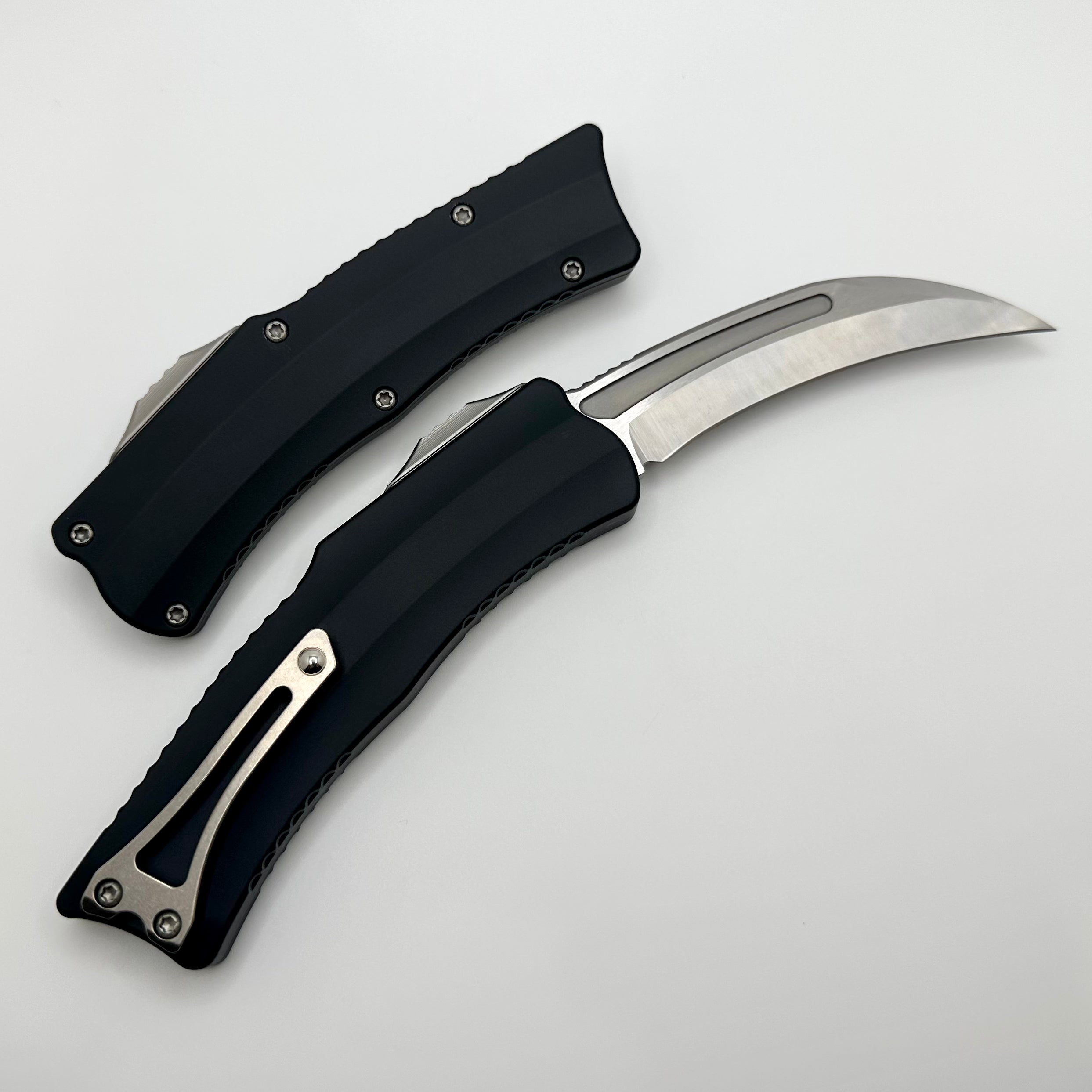 Heretic ROC w/ Satin Magnacut & Black Handle H060-1A