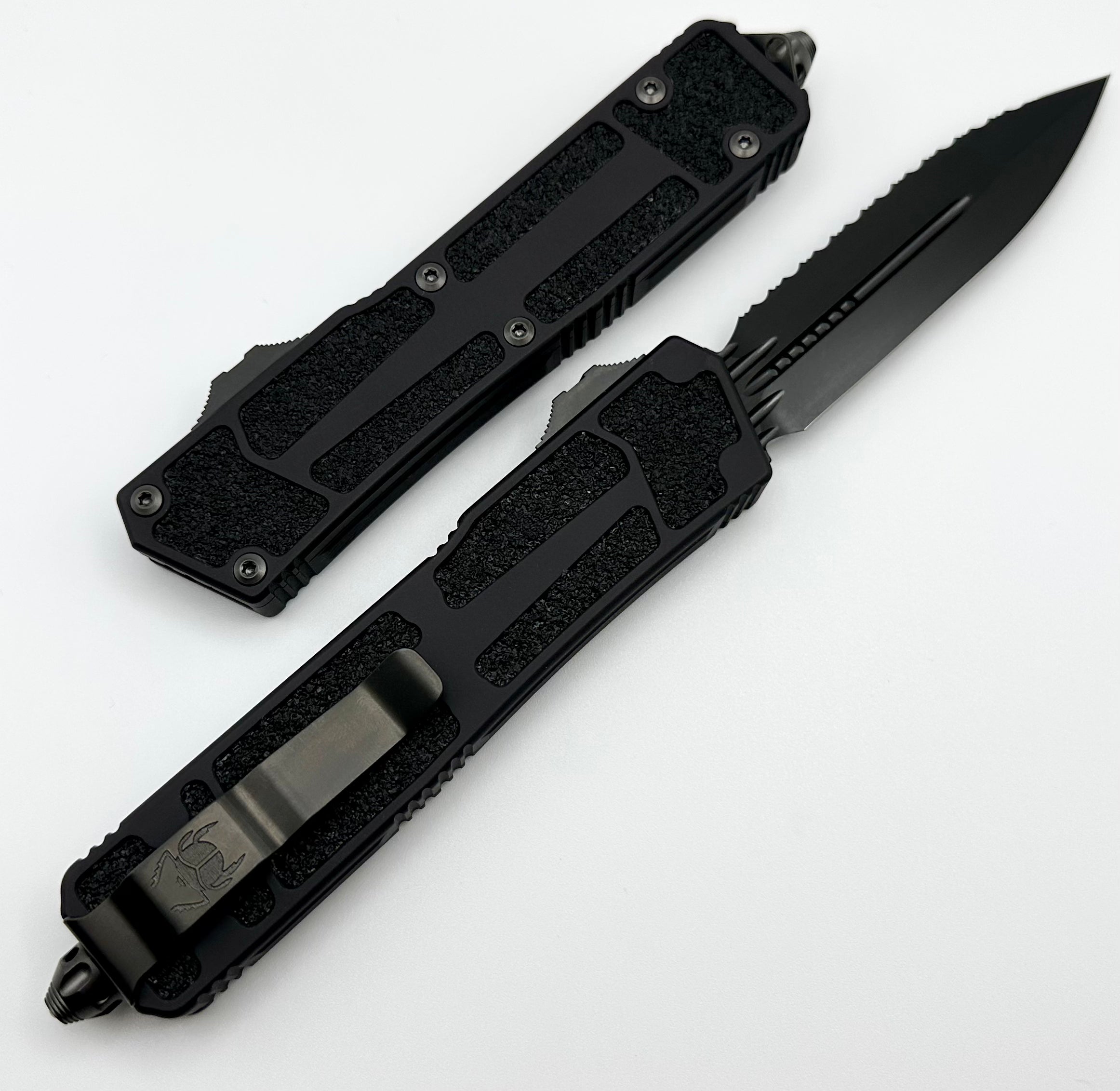 Microtech Scarab 2 D/E Full Serrated Shadow 280-3DLCTSH