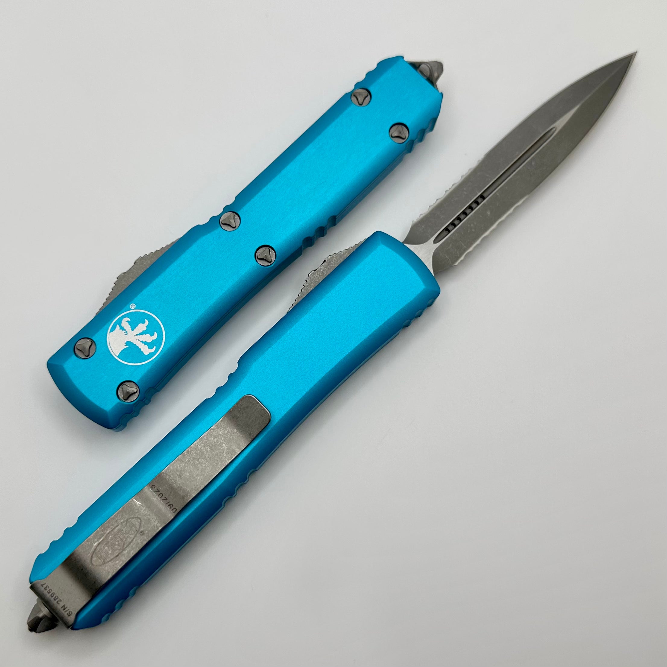 Microtech Ultratech Double Edge Apocalyptic Partial Serrated & Turquoise 122-11APTQ