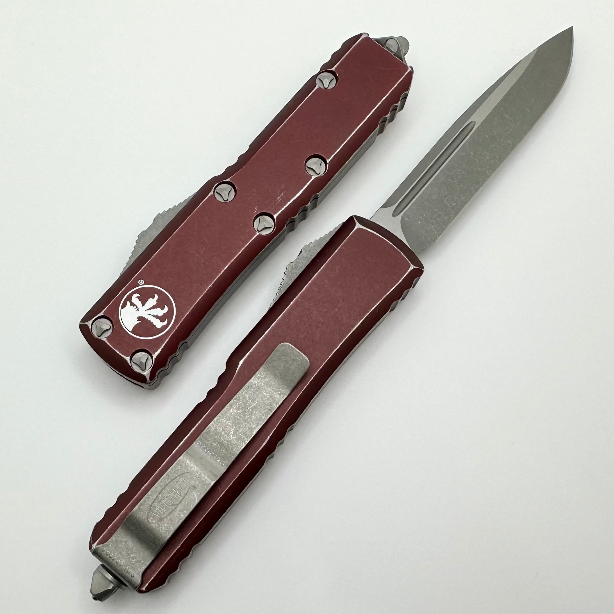 Microtech UTX-85 Single Edge Apocalyptic Standard & Distressed Merlot 231-10DMR