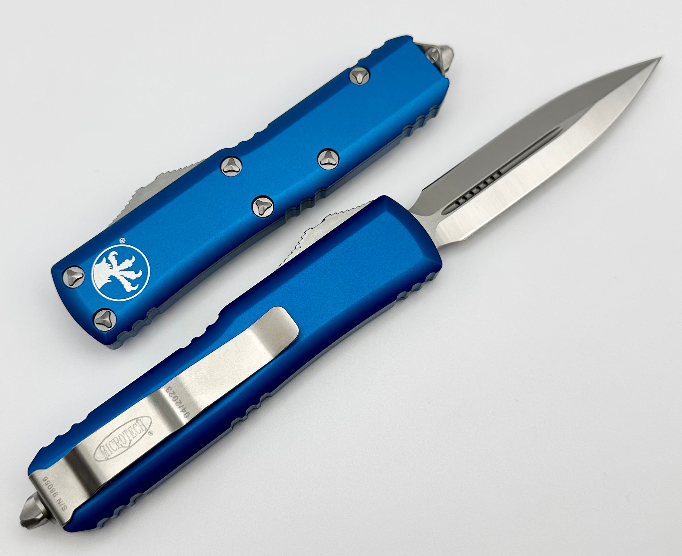 Microtech UTX-85 Double Edge Satin Standard & Blue 232-4BL