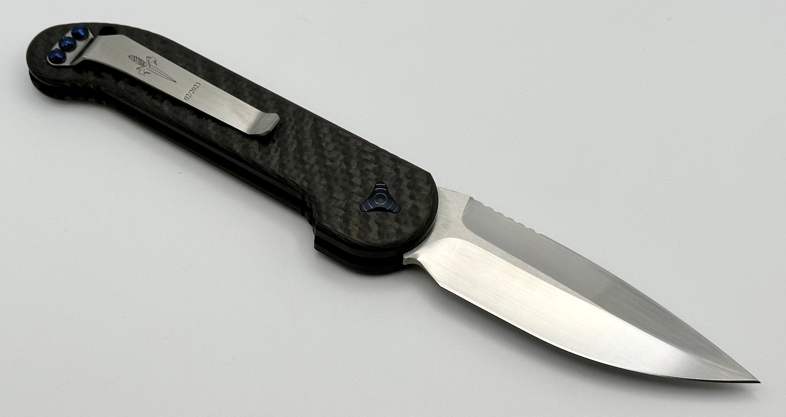 Marfione Custom Knives LUDT Hand Satin w/ Carbon Fiber & Blue Ringed Hardware