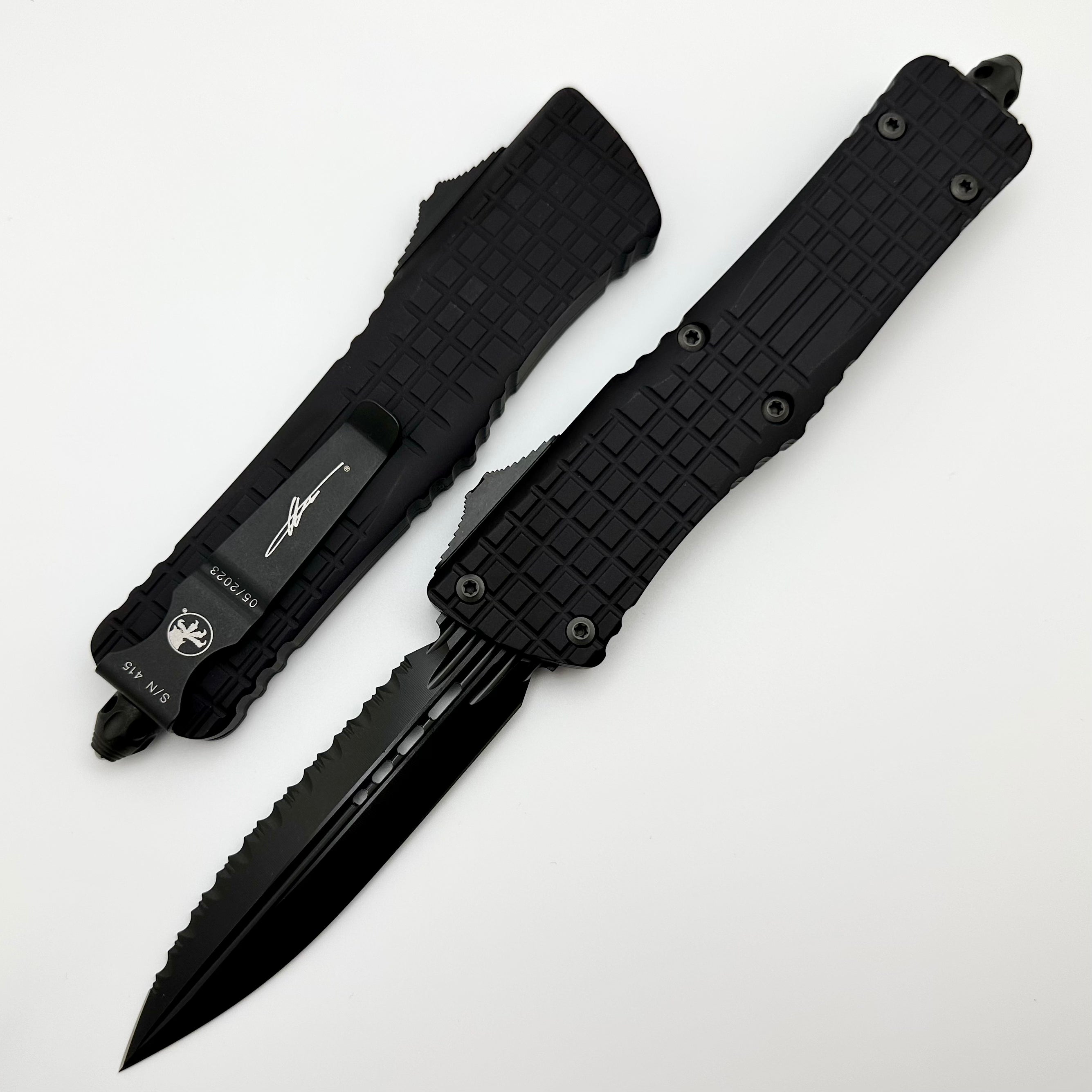 Microtech Combat Troodon Delta Frag Fluted DLC Double Edge Fully Serrated Signature Series 142-3CT-DS