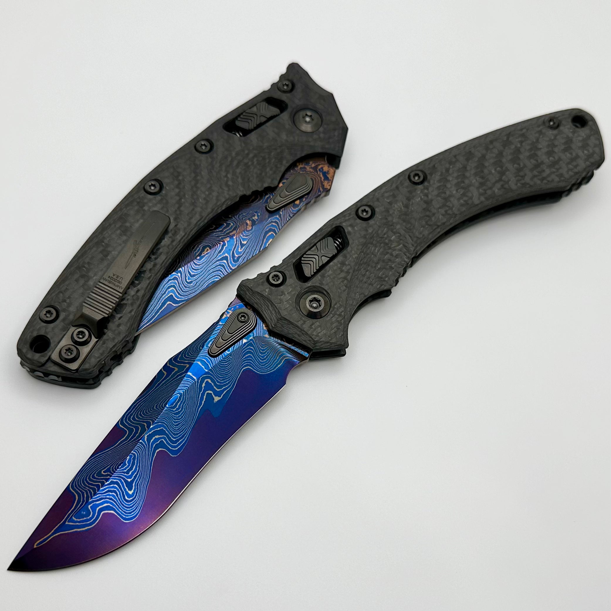 Microtech Knives Amphibian RAM-LOK Baker Forge Blued Chevron Elite Copper Mai & Carbon Fiber Handles w/ DLC Two Tone Hardware Signature Series 137RL-16MS3