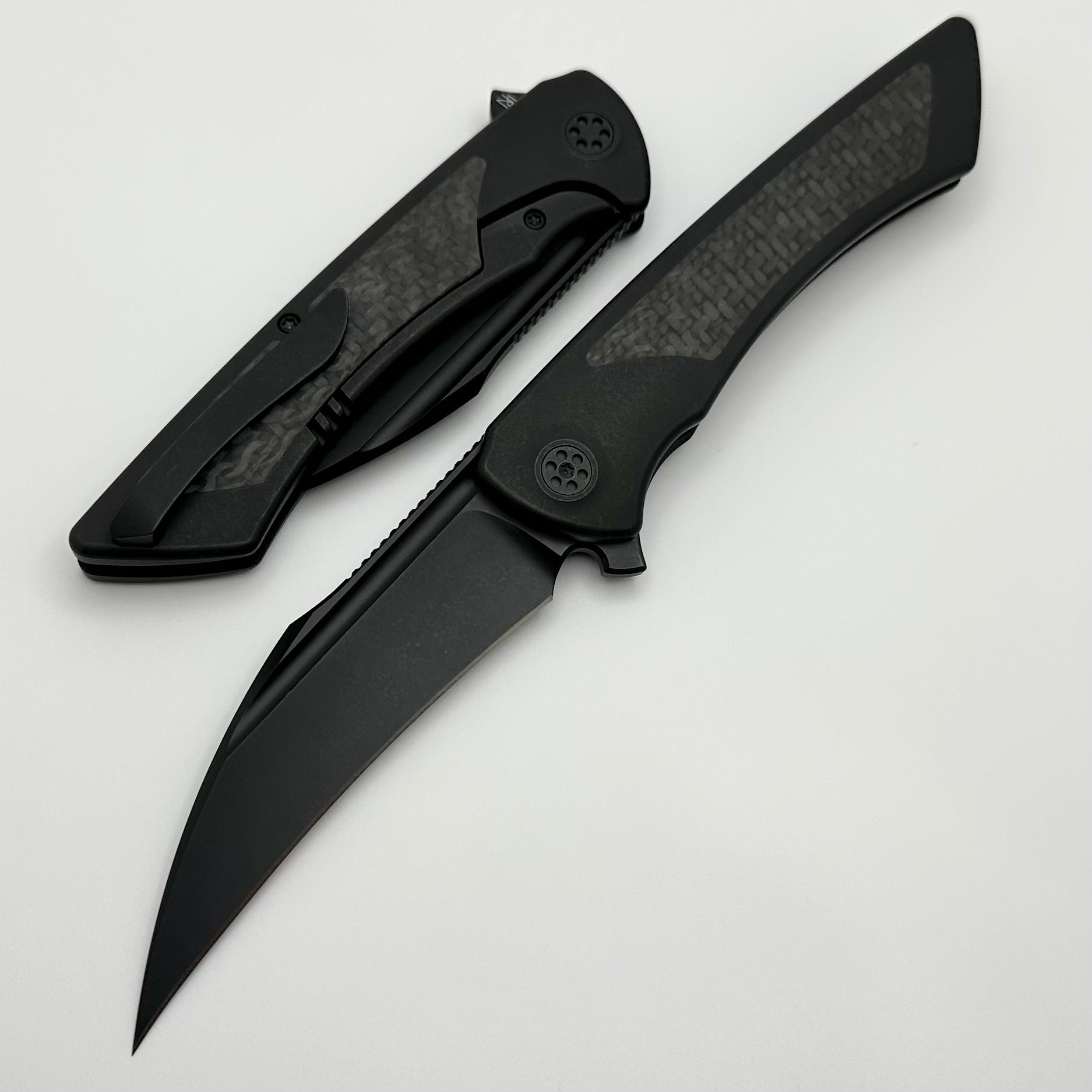 SharpByDesign Derecho Black Out Titanium w/ Carbon Fiber Inlays & M390 DER-BO-CF