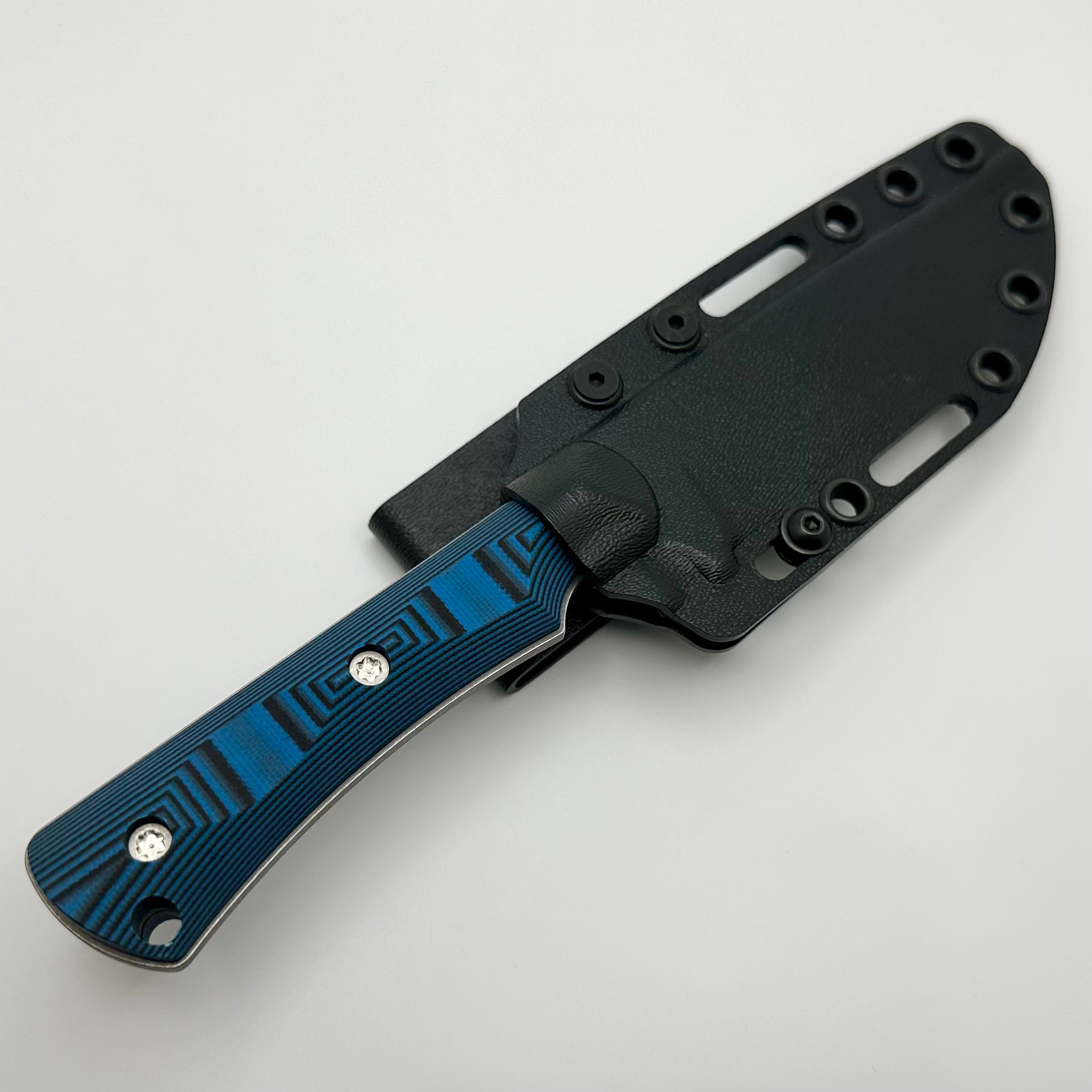 McNees Ridge Runner 3.6 Fixed Blade Blue/Black G-10 w/ Atomic CPM-3V