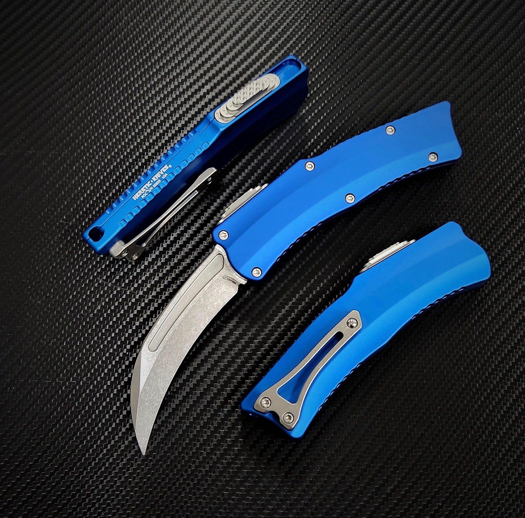 Heretic ROC w/ Stonewash Magnacut & Blue Handle H060-2A-BLU