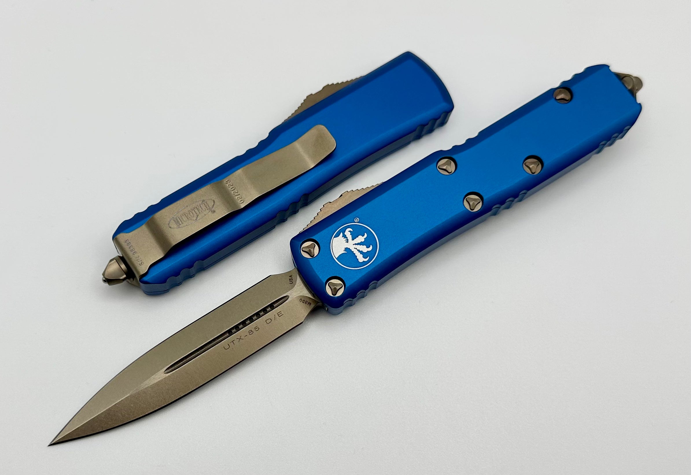 Microtech UTX-85 Double Edge Bronze Standard & Blue 232-13BL