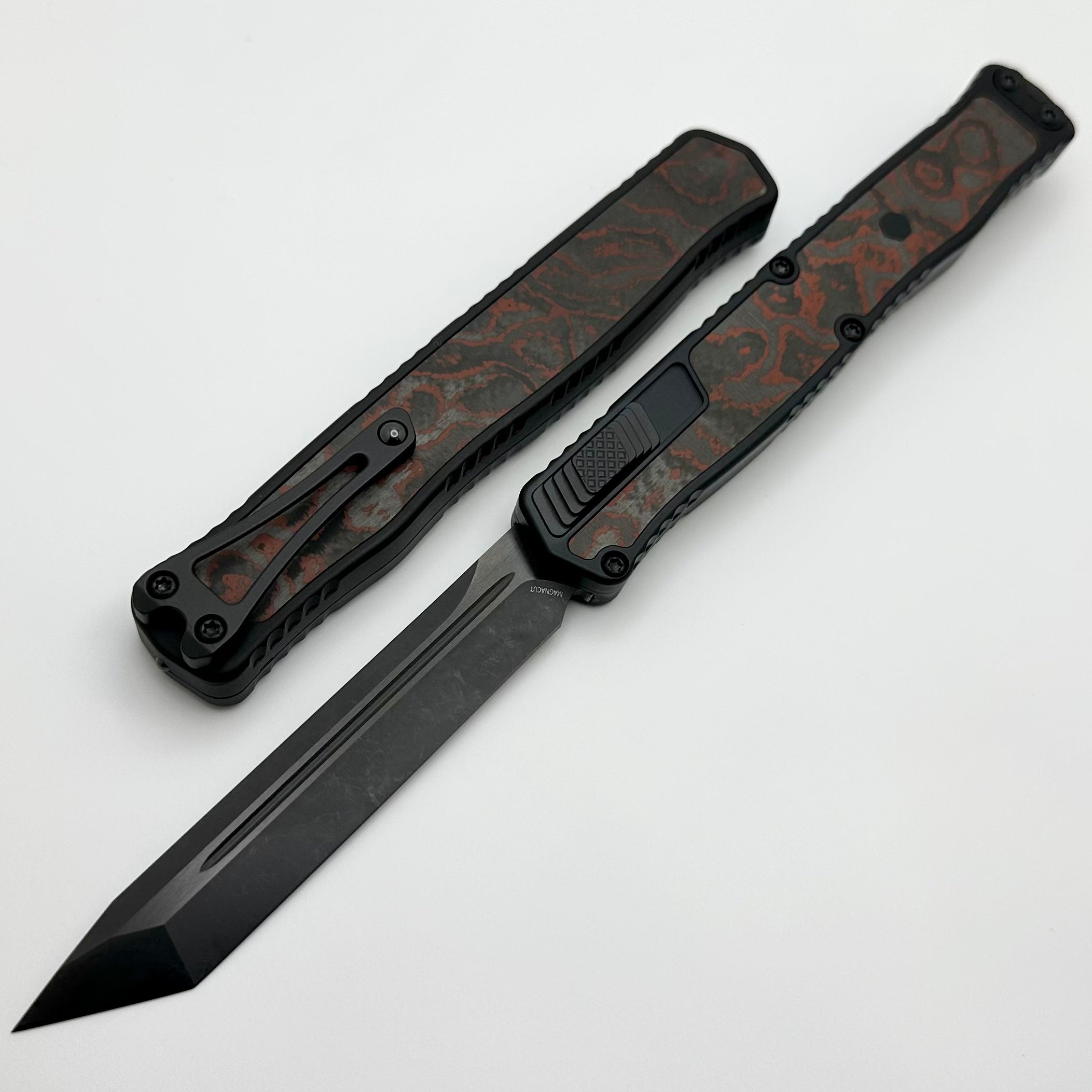 Heretic Knives Cleric II 2 Blood Red Camo Carbon Inlays & DLC Tanto Magnacut H019-6A-RD/CC