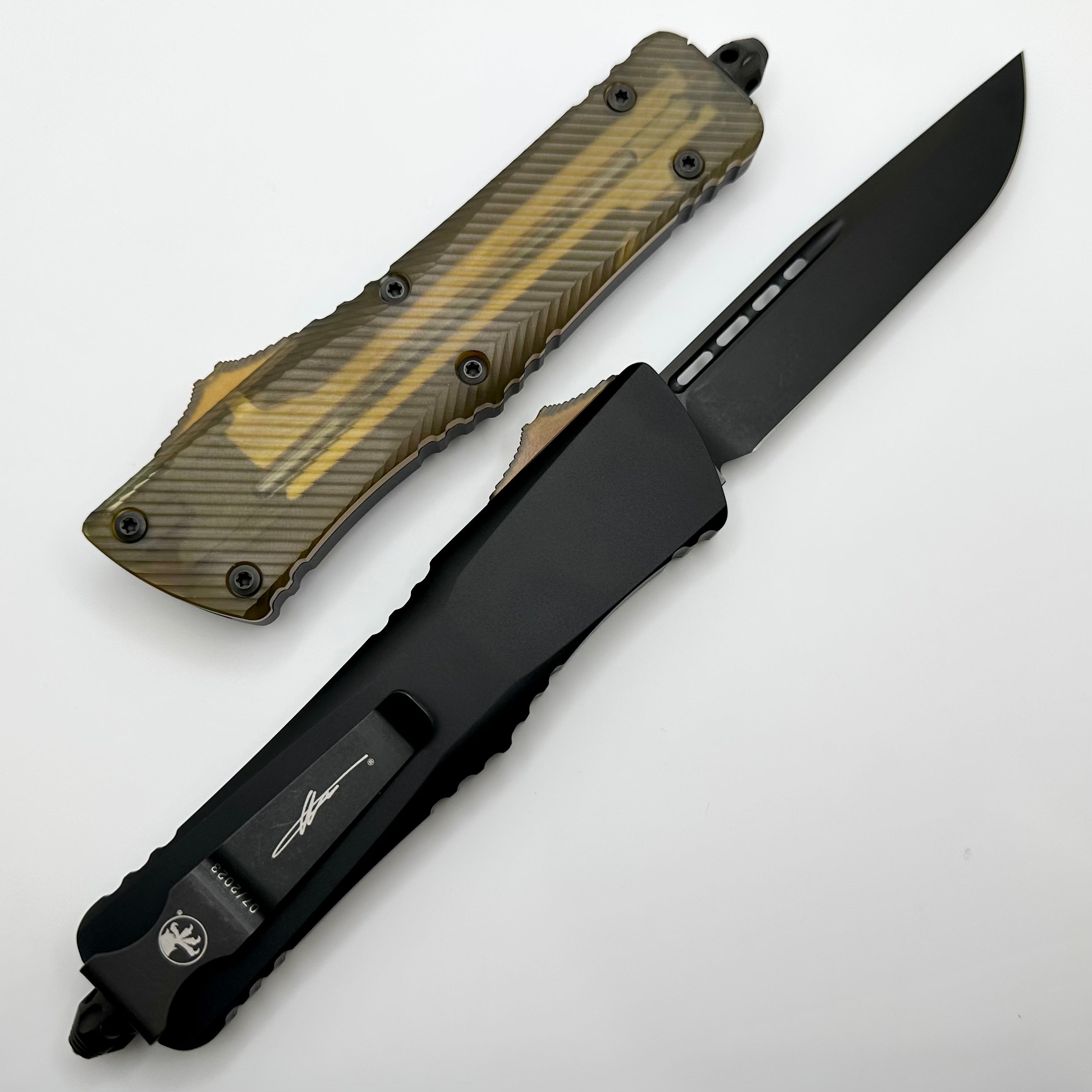 Microtech Combat Troodon Fluted Ultem Top/Button w/ DLC Single Edge 143-1DLCTULS