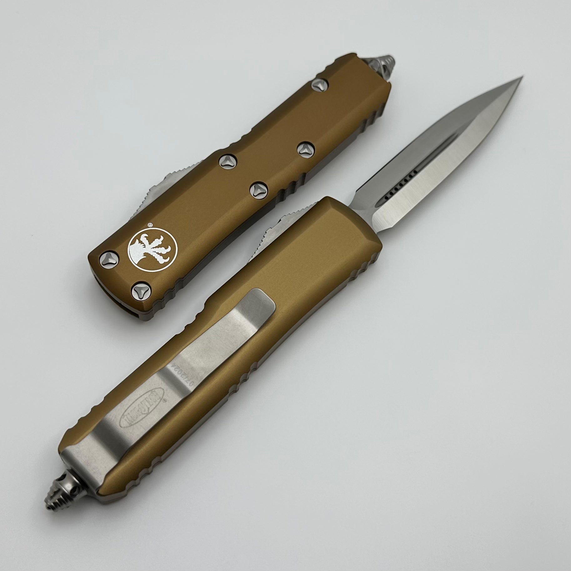 Microtech UTX-85 Double Edge Satin Standard w/ Tan Handle 232-4TA