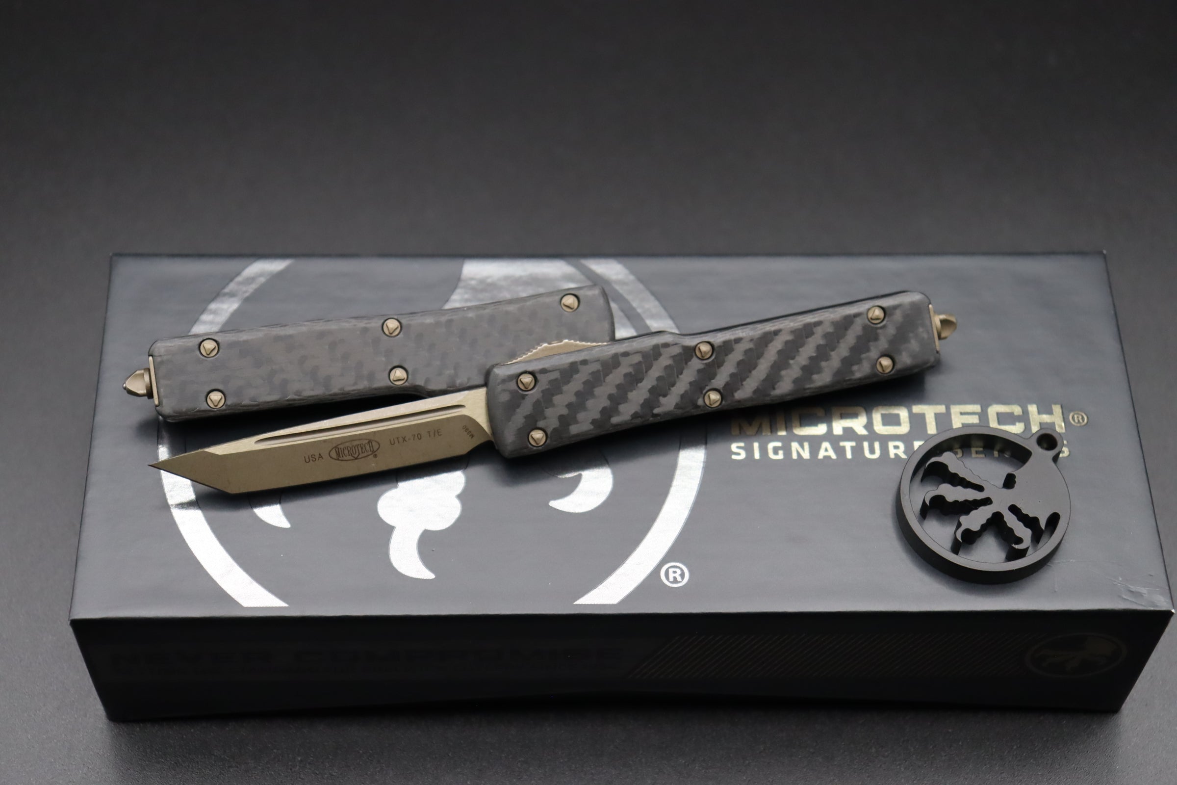 Microtech UTX-70 T/E Bronze Apocalyptic Carbon Fiber 149-13APCFS