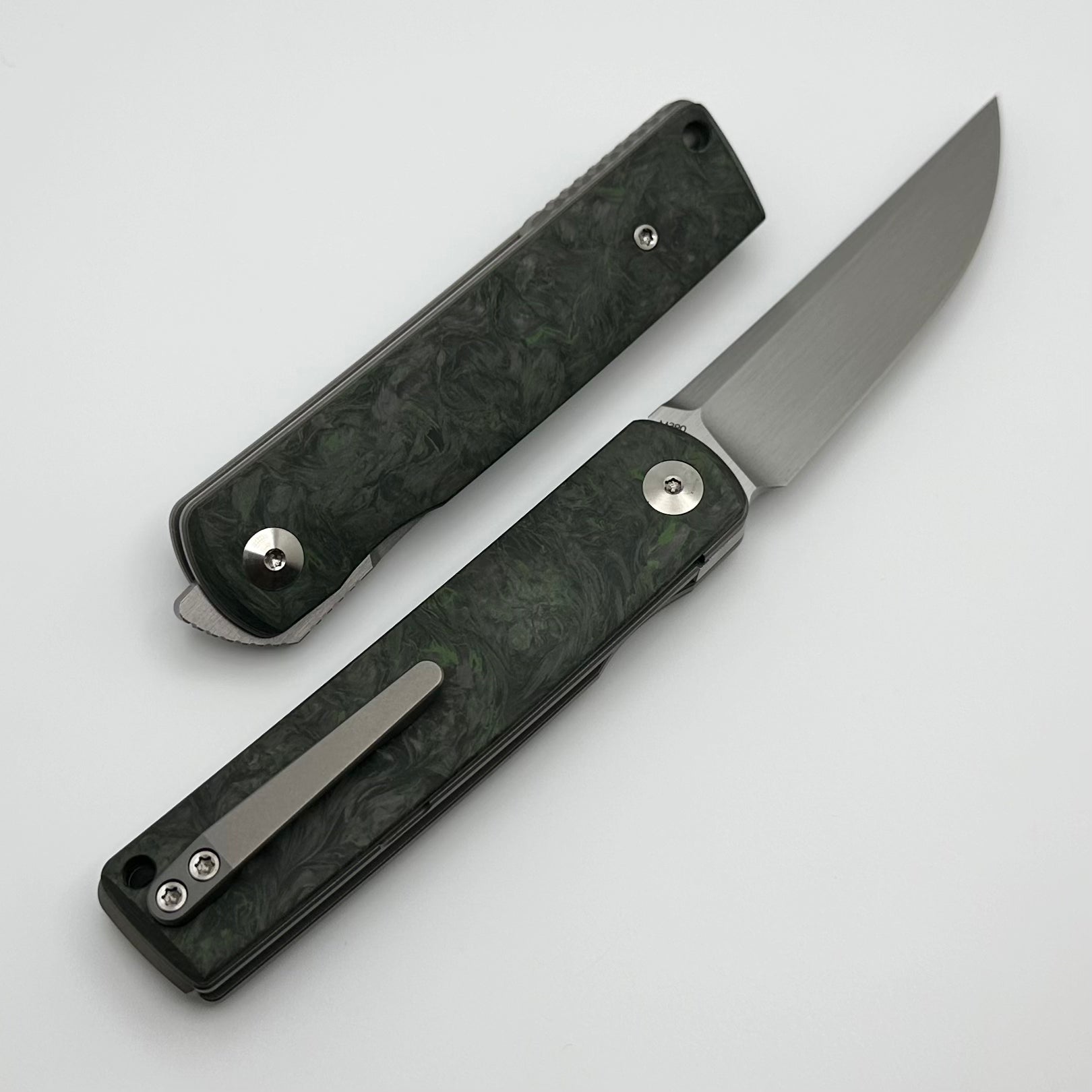 Reate Bushido w/ Dark Matter Green Handles & Hand Satin M390