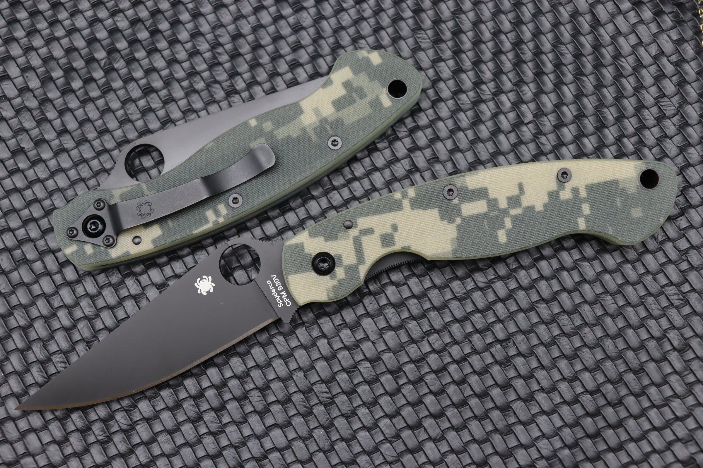 Spyderco Knives Military Camo G-10 & Black CPM-S30V C36GPCMOBK